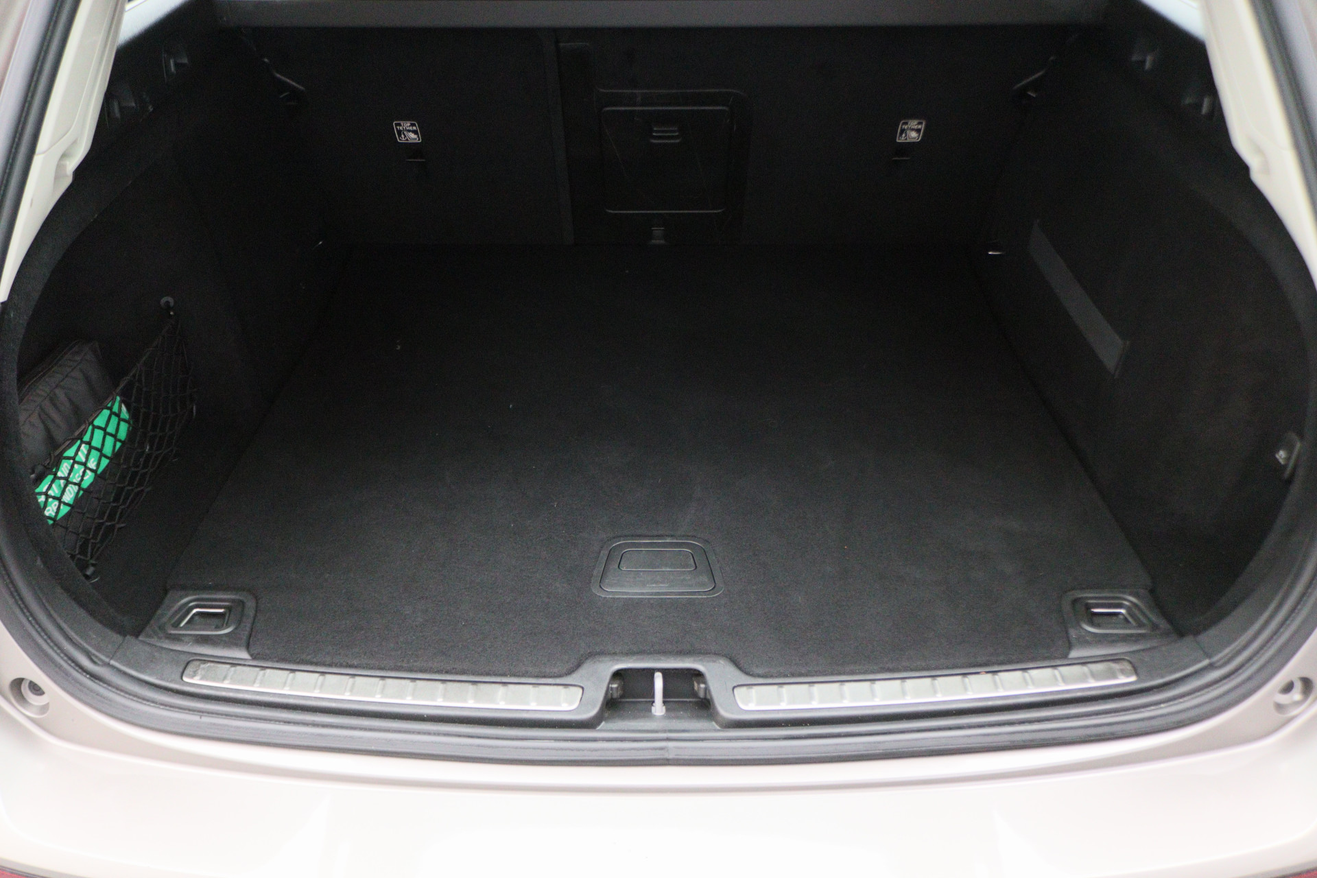 Foto van Volvo V60 T6 Twin Engine