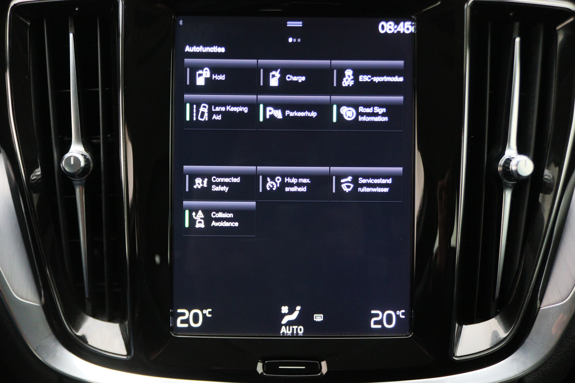 Foto van Volvo V60 T6 Twin Engine