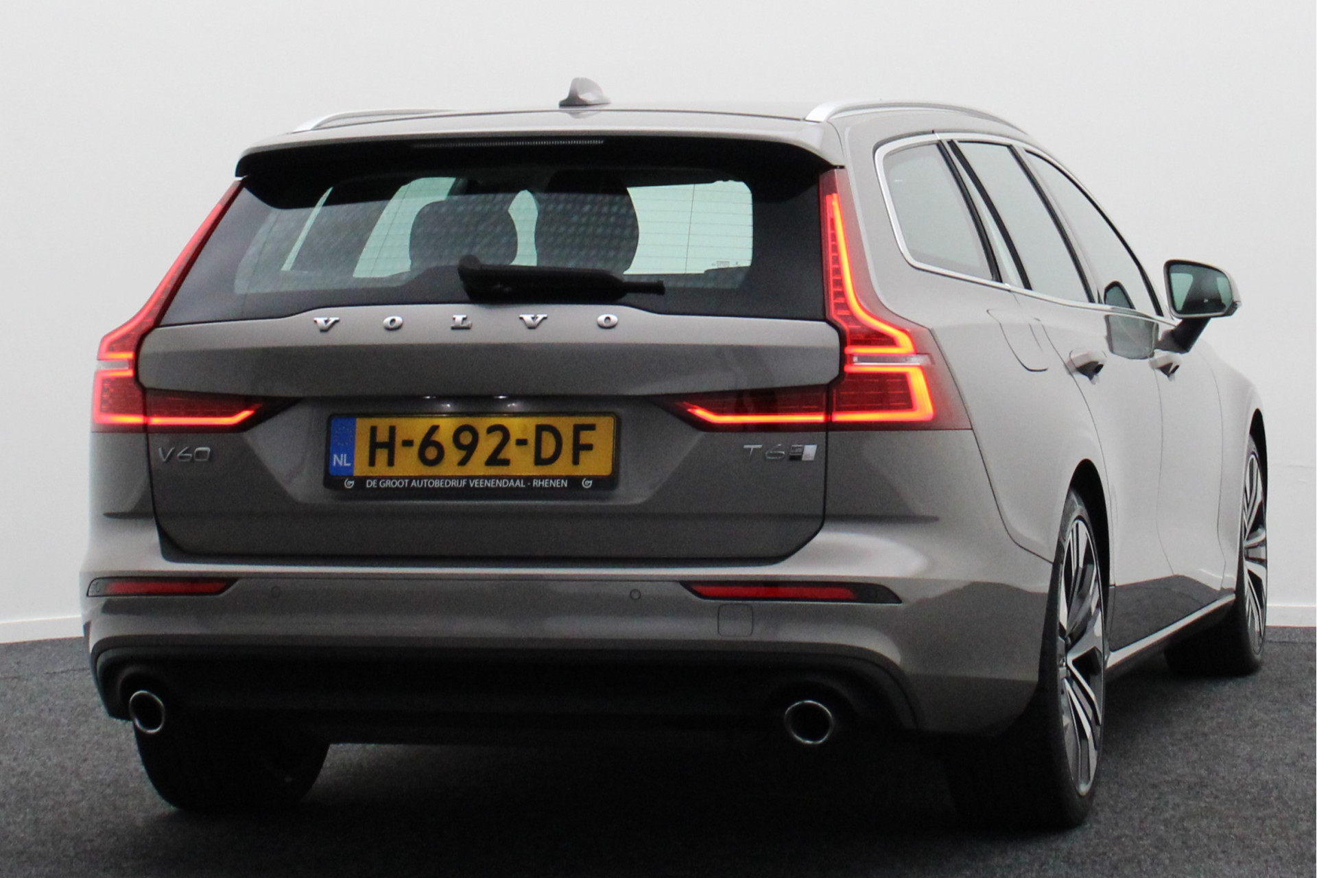 Foto van Volvo V60 T6 Twin Engine