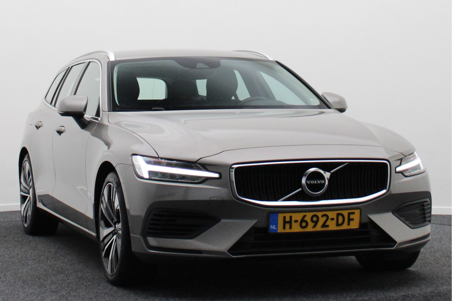 Foto van Volvo V60 T6 Twin Engine