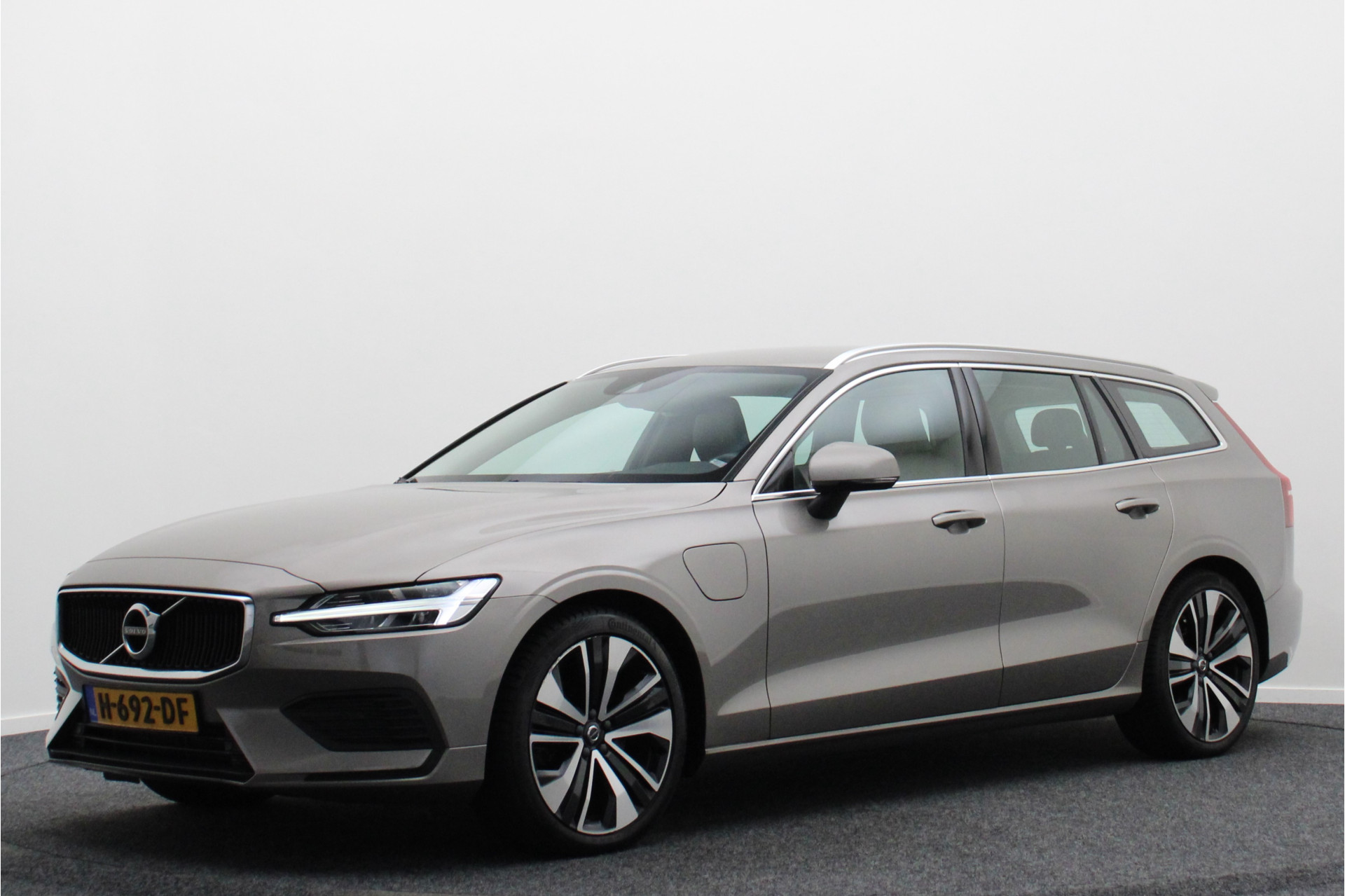 Foto van Volvo V60 T6 Twin Engine