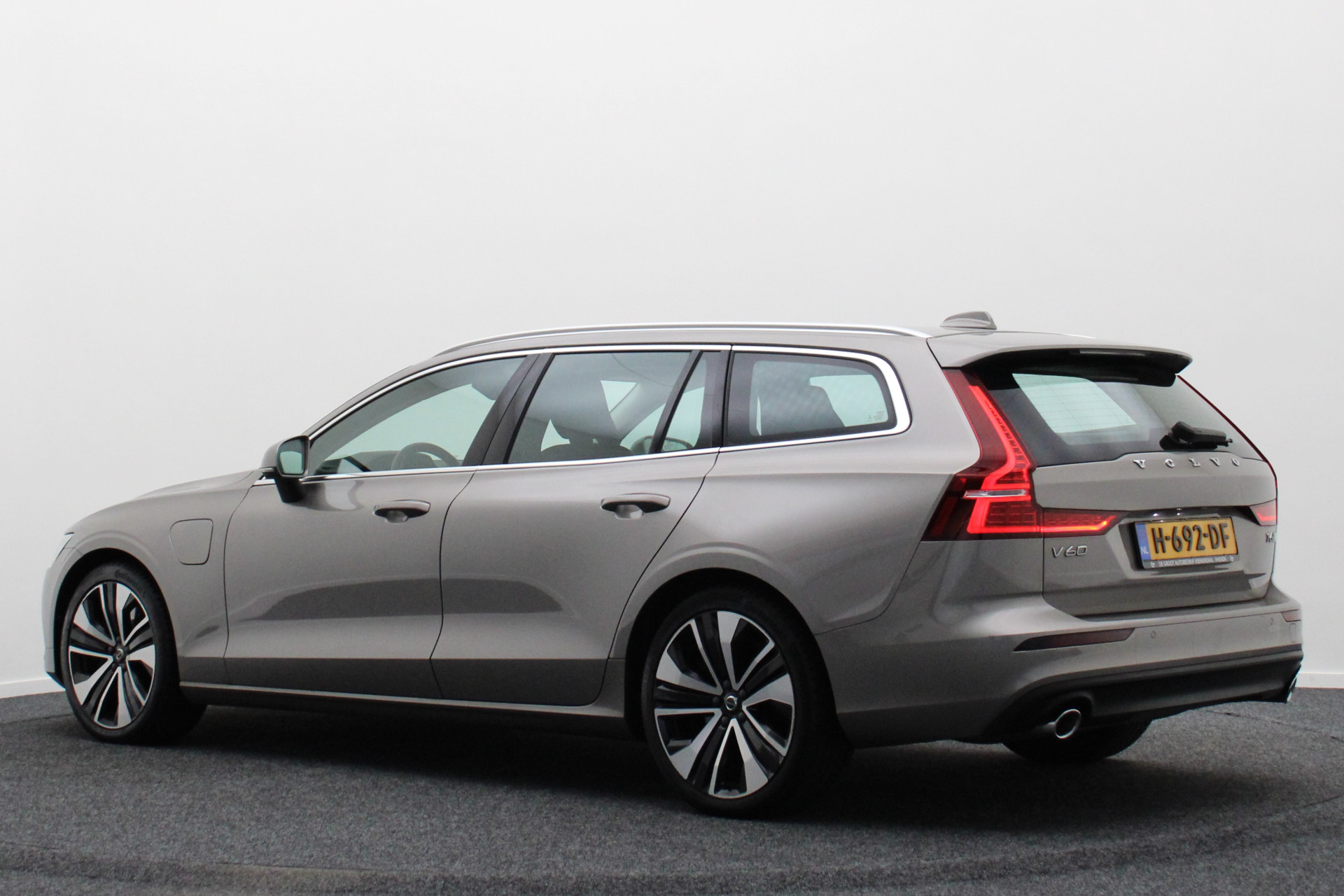 Foto van Volvo V60 T6 Twin Engine