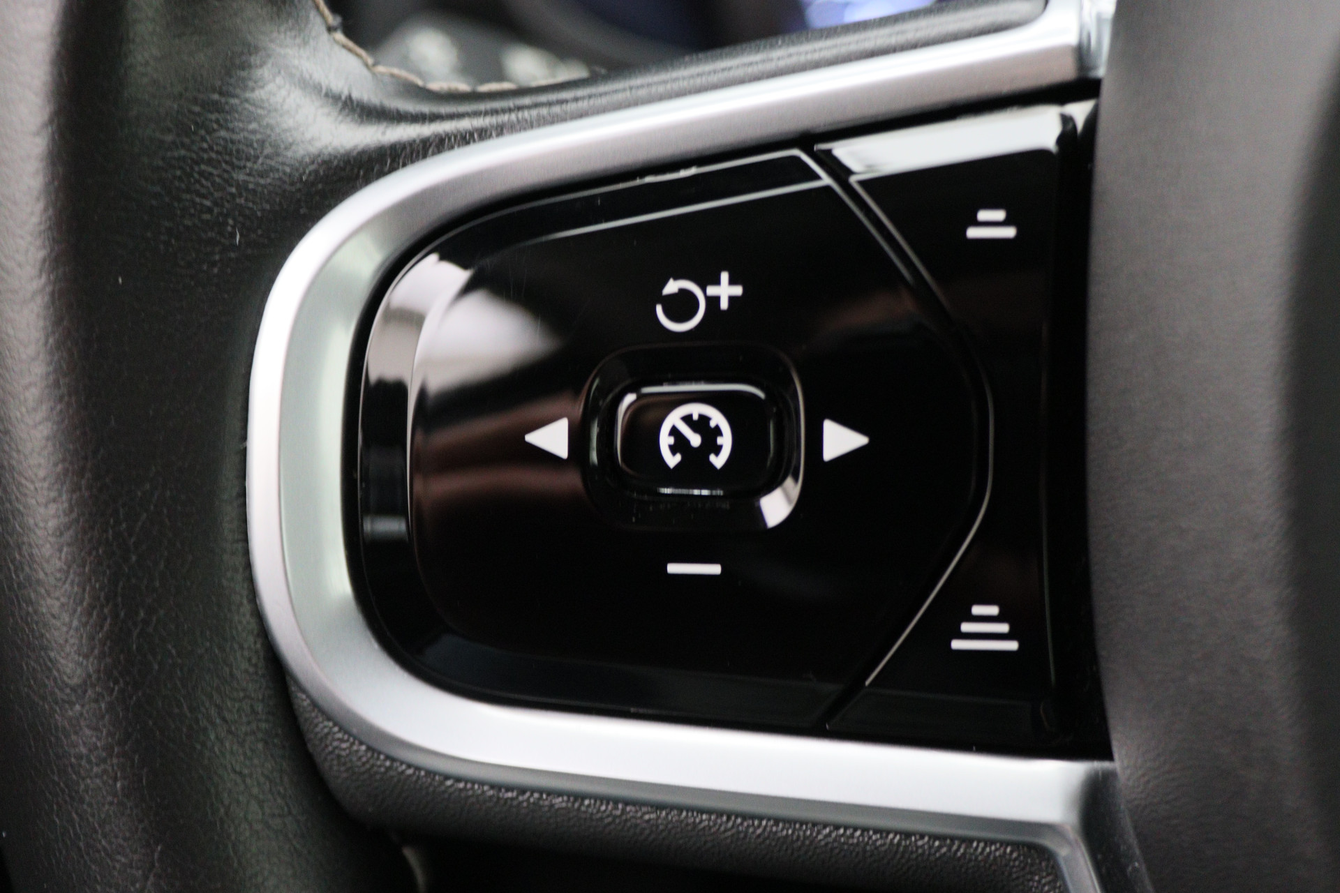 Foto van Volvo V60 T6 Twin Engine