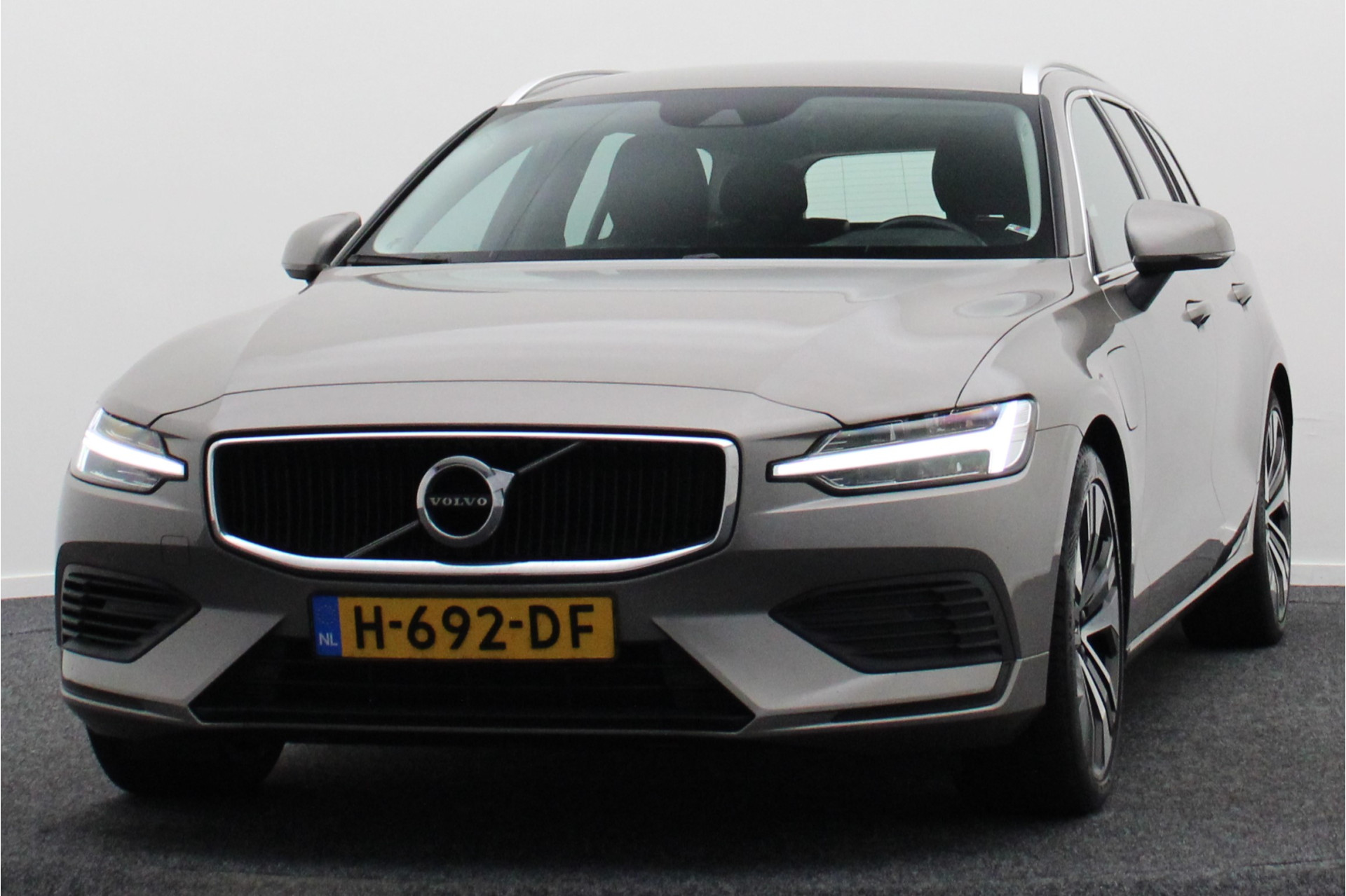 Foto van Volvo V60 T6 Twin Engine