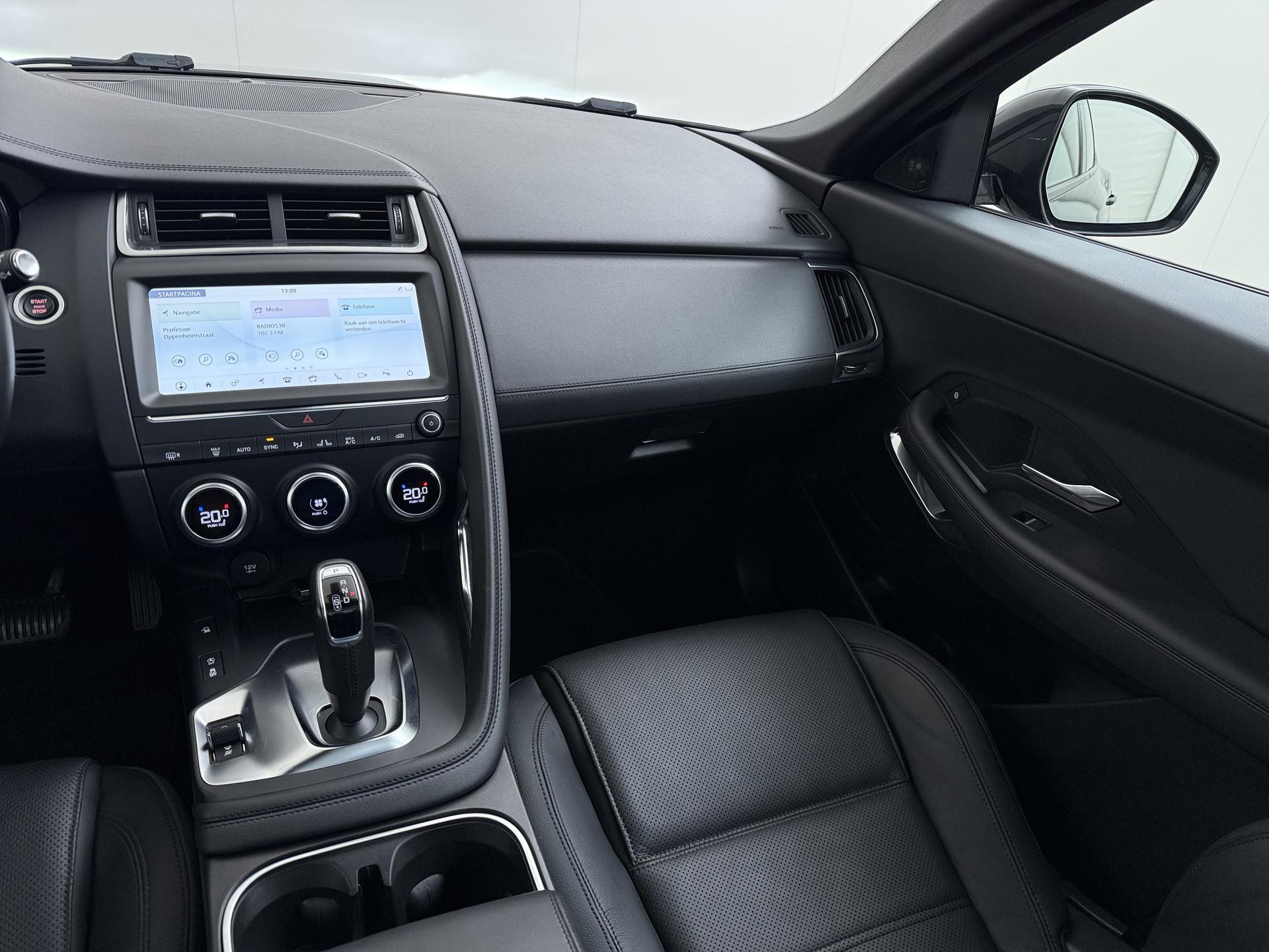 Foto van Jaguar Jaguar E-pace