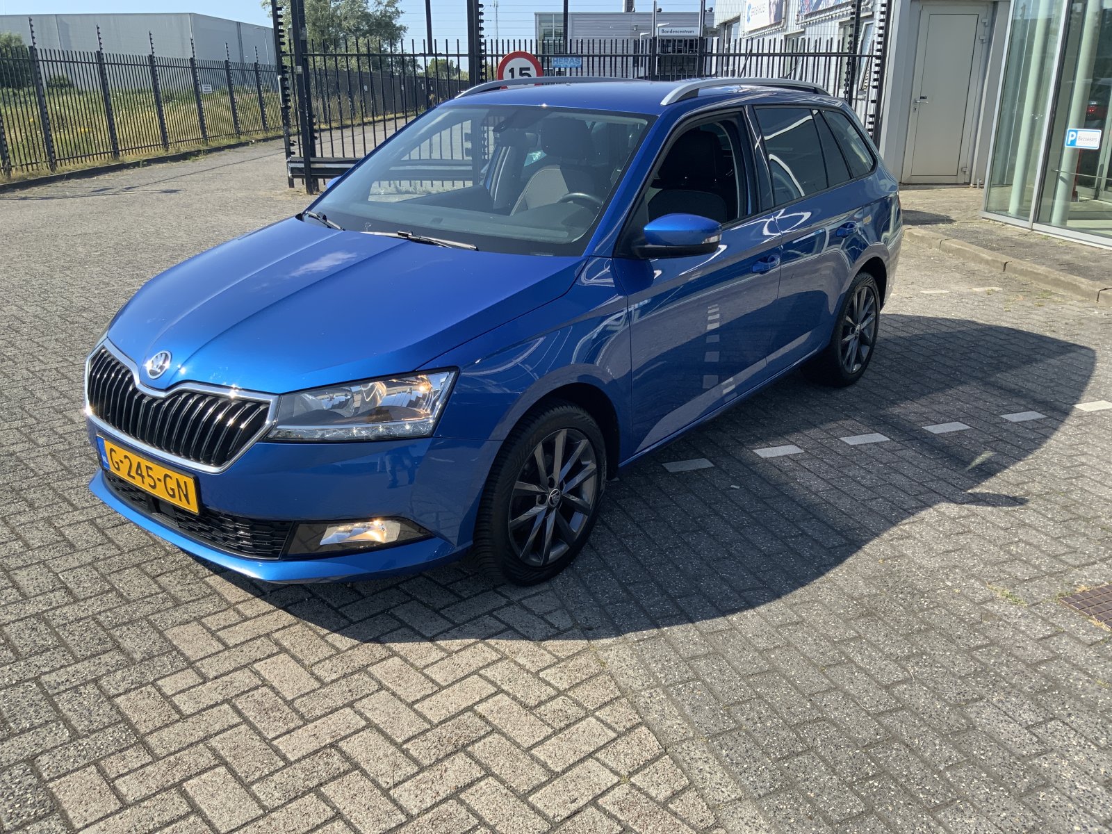 Skoda Fabia Combi 1.0 TSI Bus. Edition 2019 - voorkant
