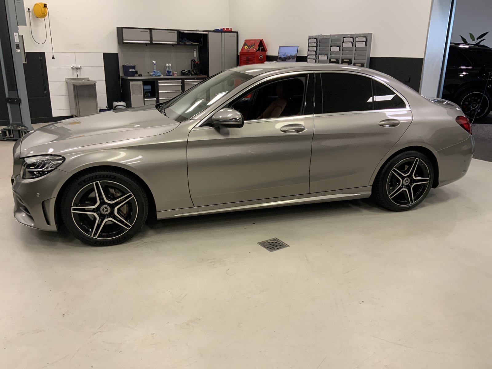 Mercedes-Benz C-klasse 180 Bns Solution 2019 - voorkant
