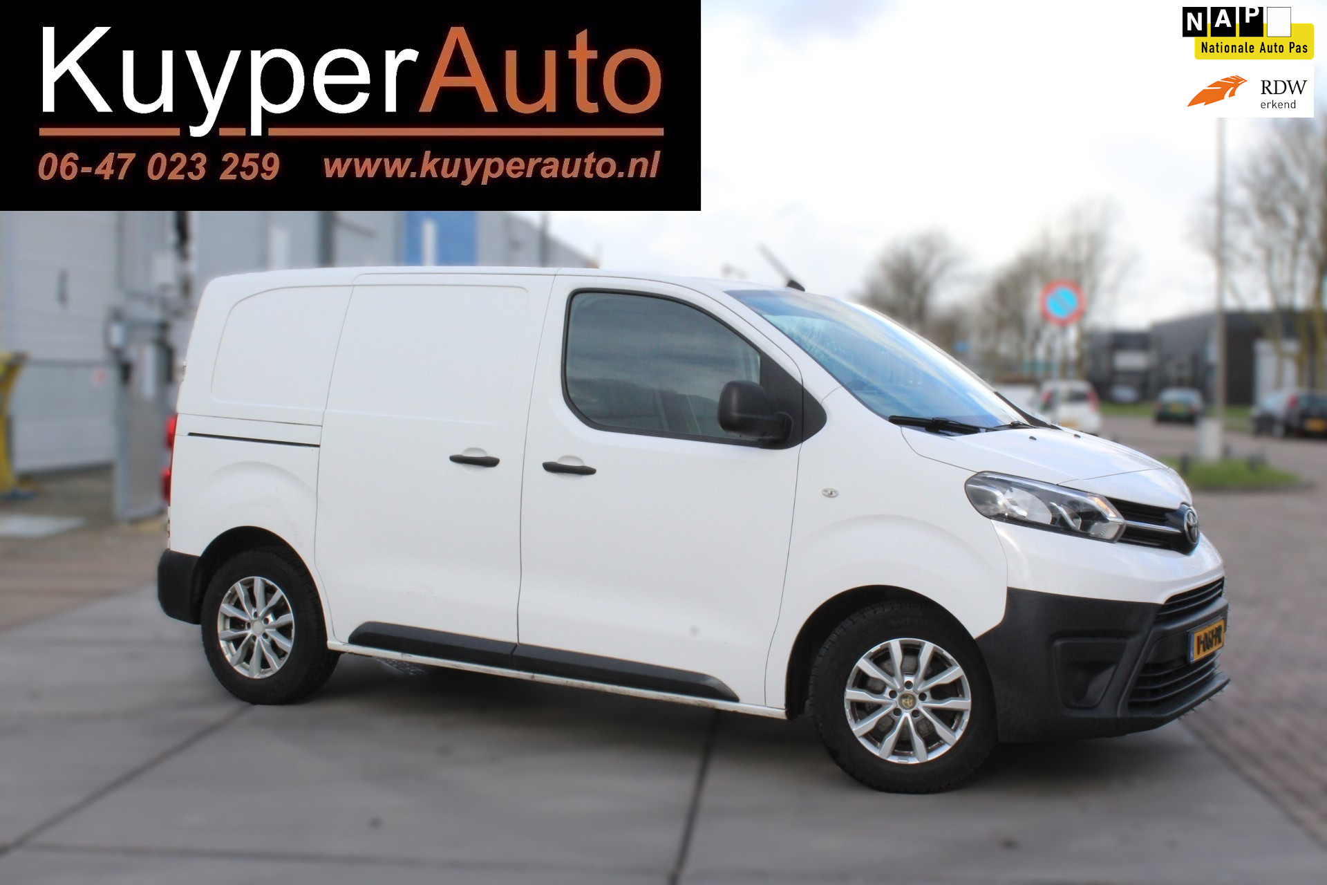 Toyota Proace 1.6 D-4D Cool Comfort dealer onderhouden trekhaak airco 2018 - voorkant