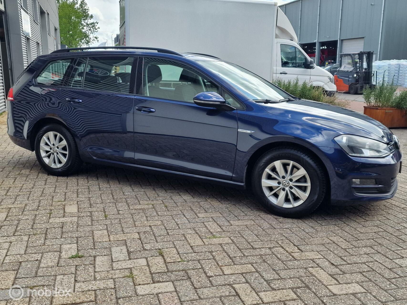 Foto van Volkswagen Golf Variant