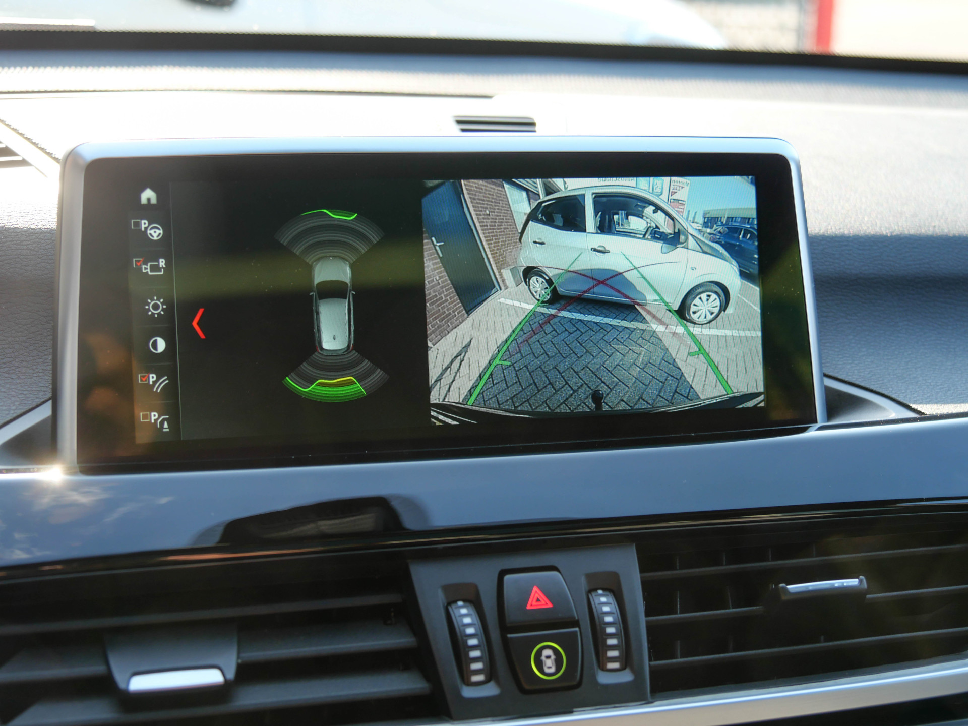 Foto van BMW X1 Sdrive20i