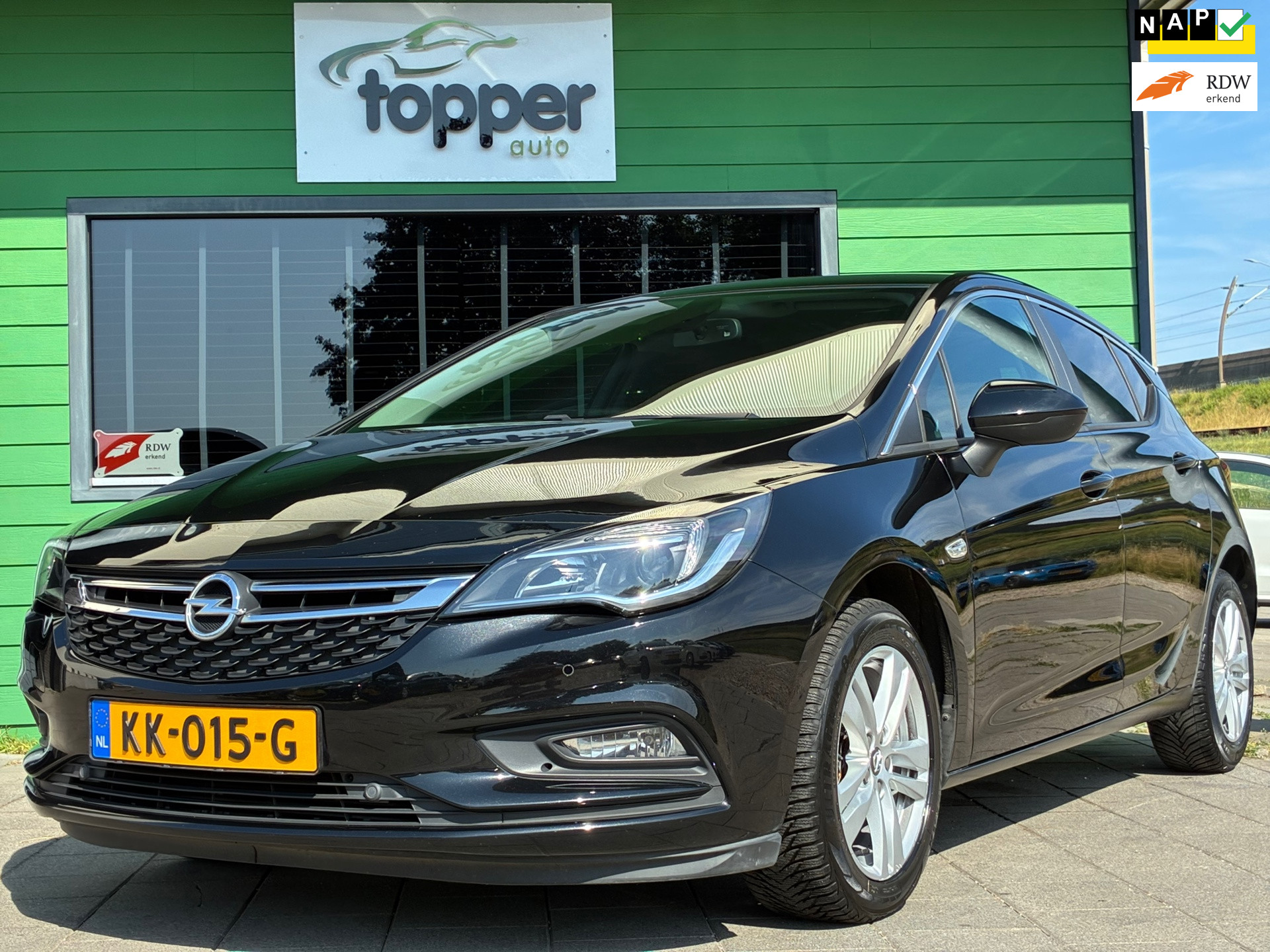 Opel Astra 1.0 Edition|2e Eigenaar|Navigatie|Climatronic|CruiseControl|LM-velgen 2016 - voorkant