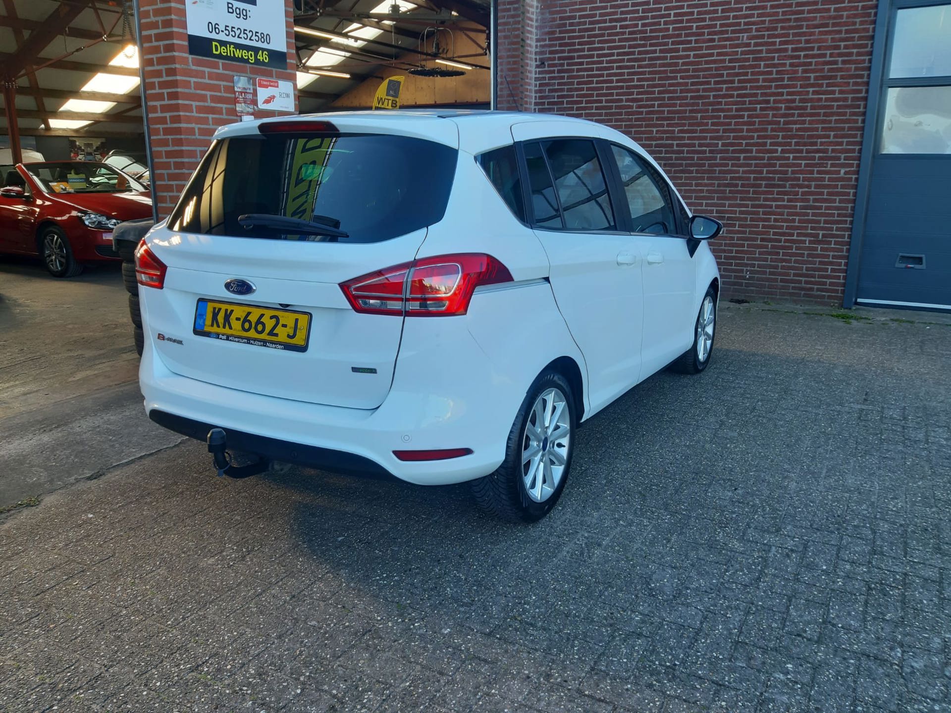 Foto van Ford B-max
