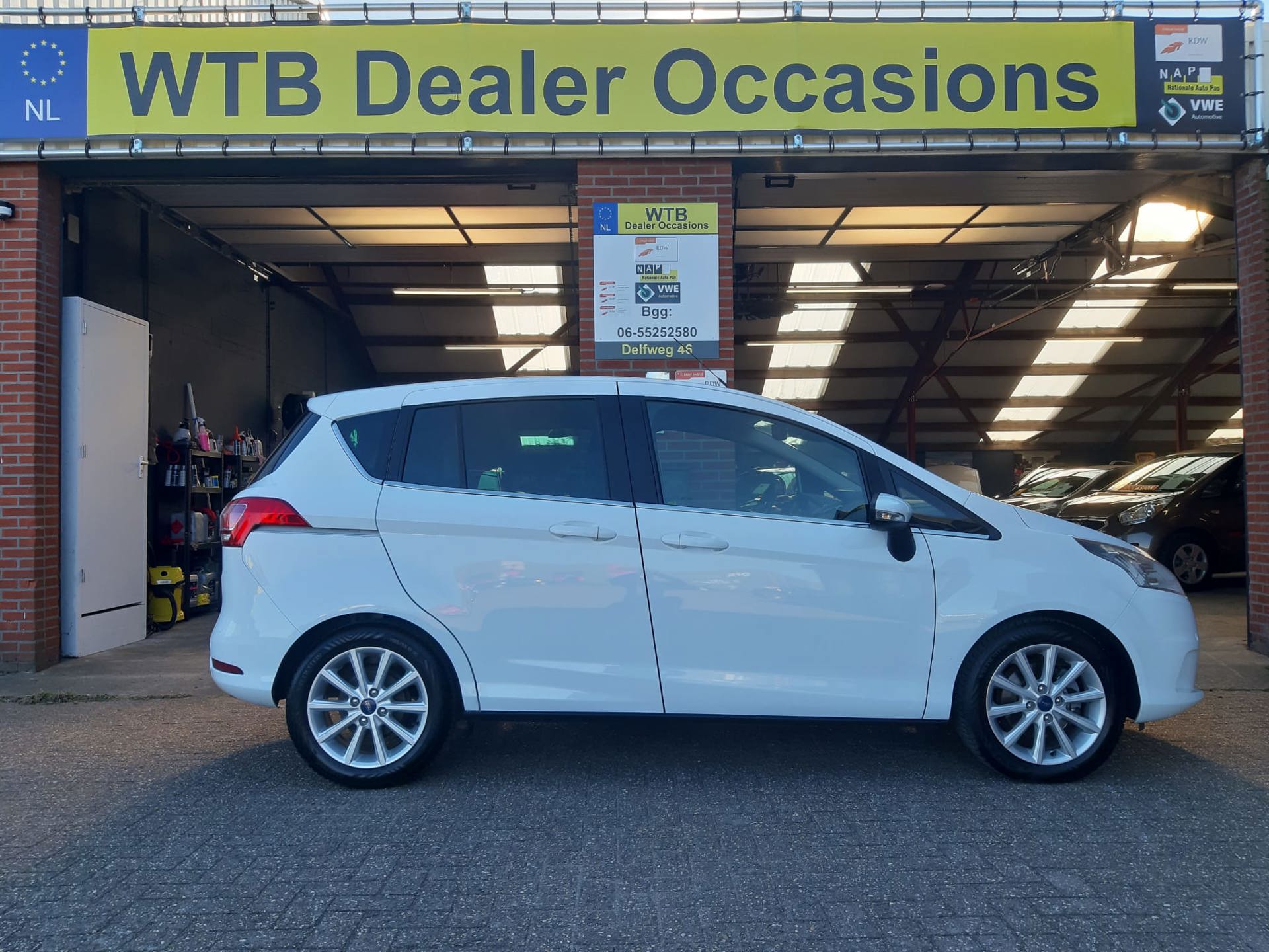 Foto van Ford B-max