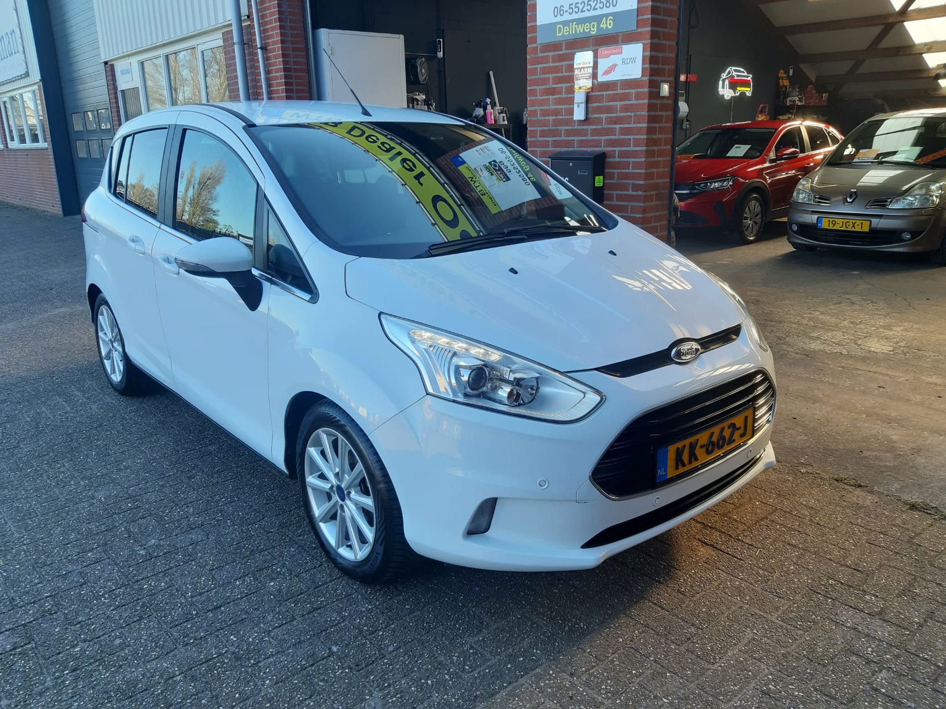 Foto van Ford B-max