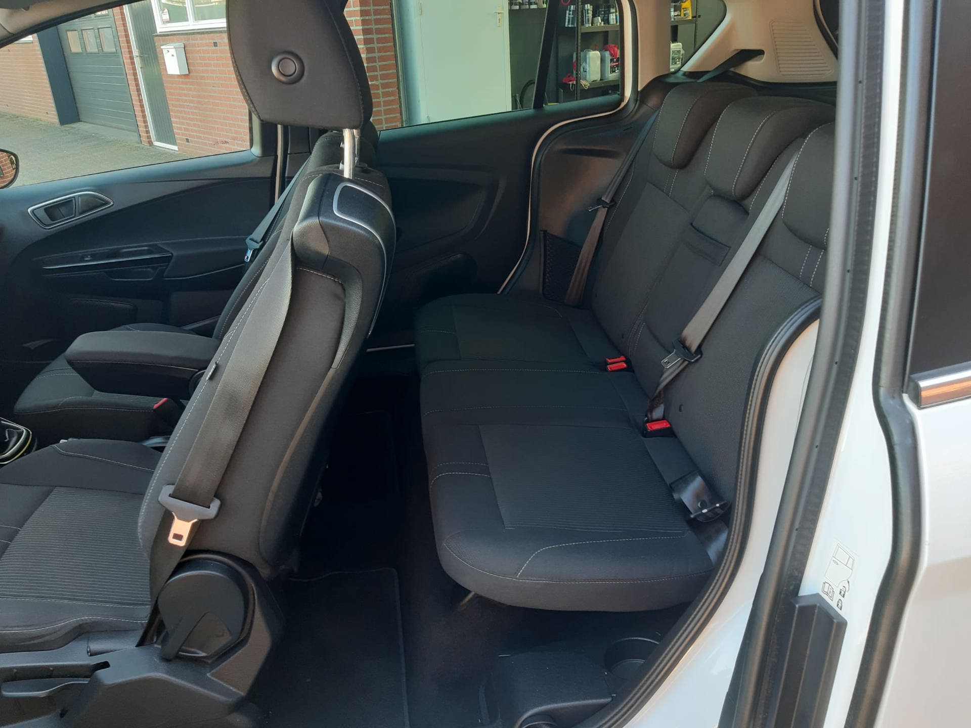 Foto van Ford B-max
