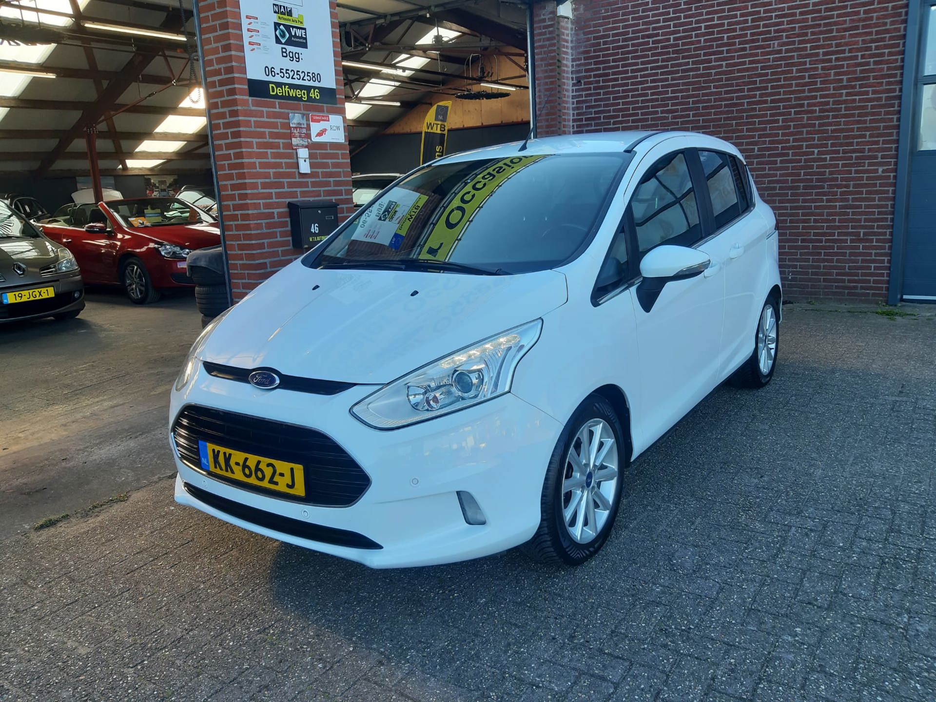 Foto van Ford B-max