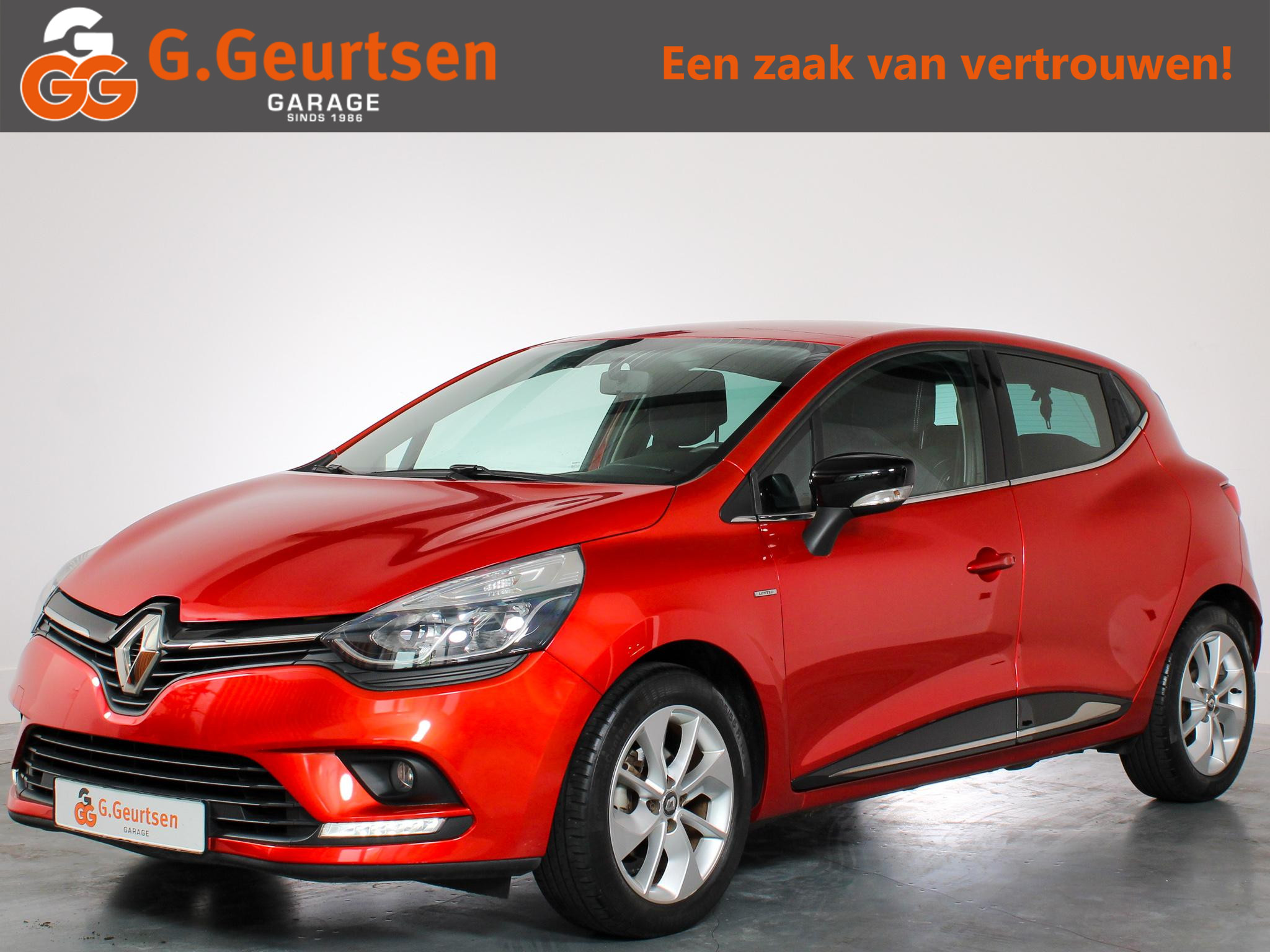 Renault Clio 0.9 TCe Limited 2016 - voorkant