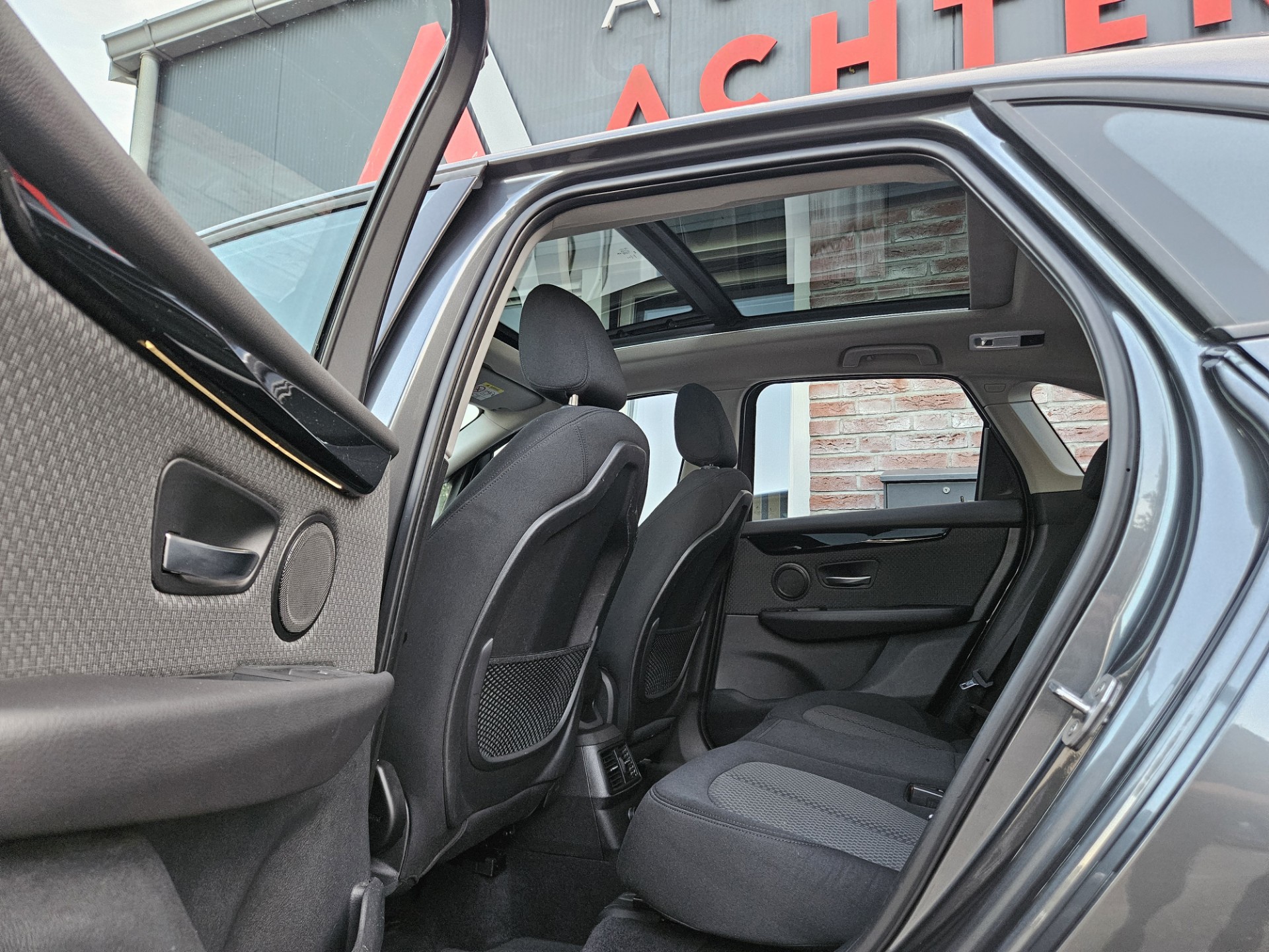 Foto van BMW 220i Active Tourer