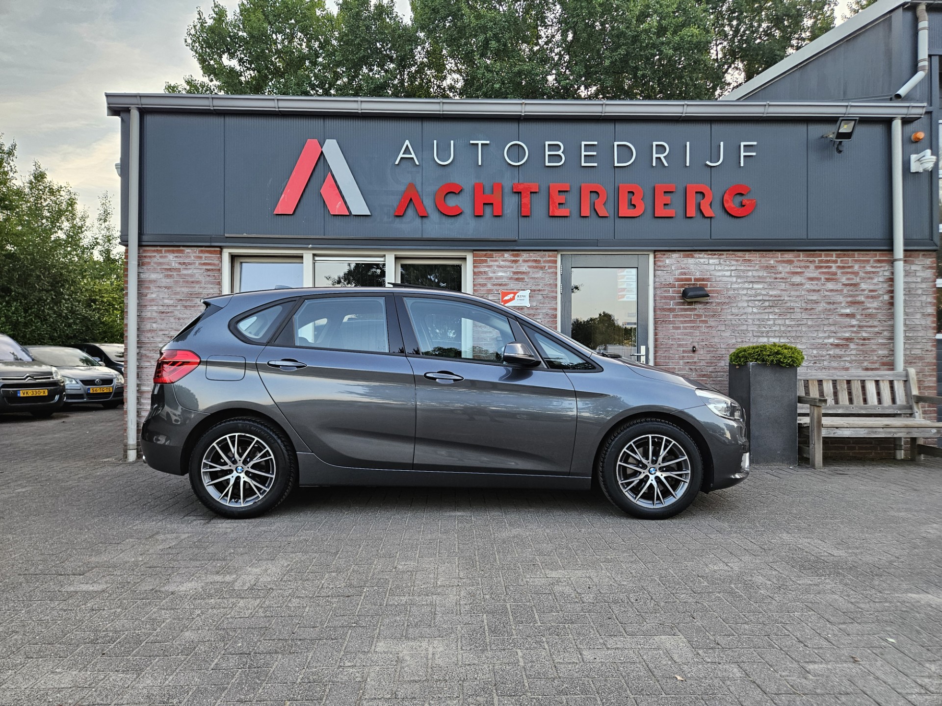 Foto van BMW 220i Active Tourer