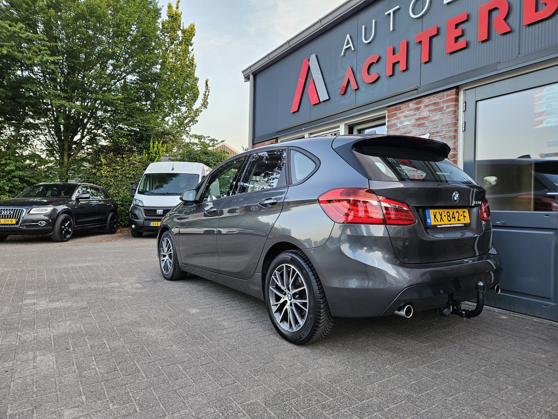 Foto van BMW 220i Active Tourer