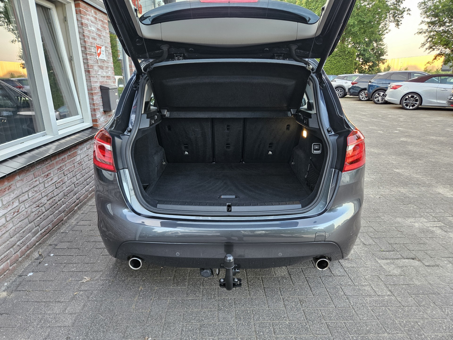 Foto van BMW 220i Active Tourer