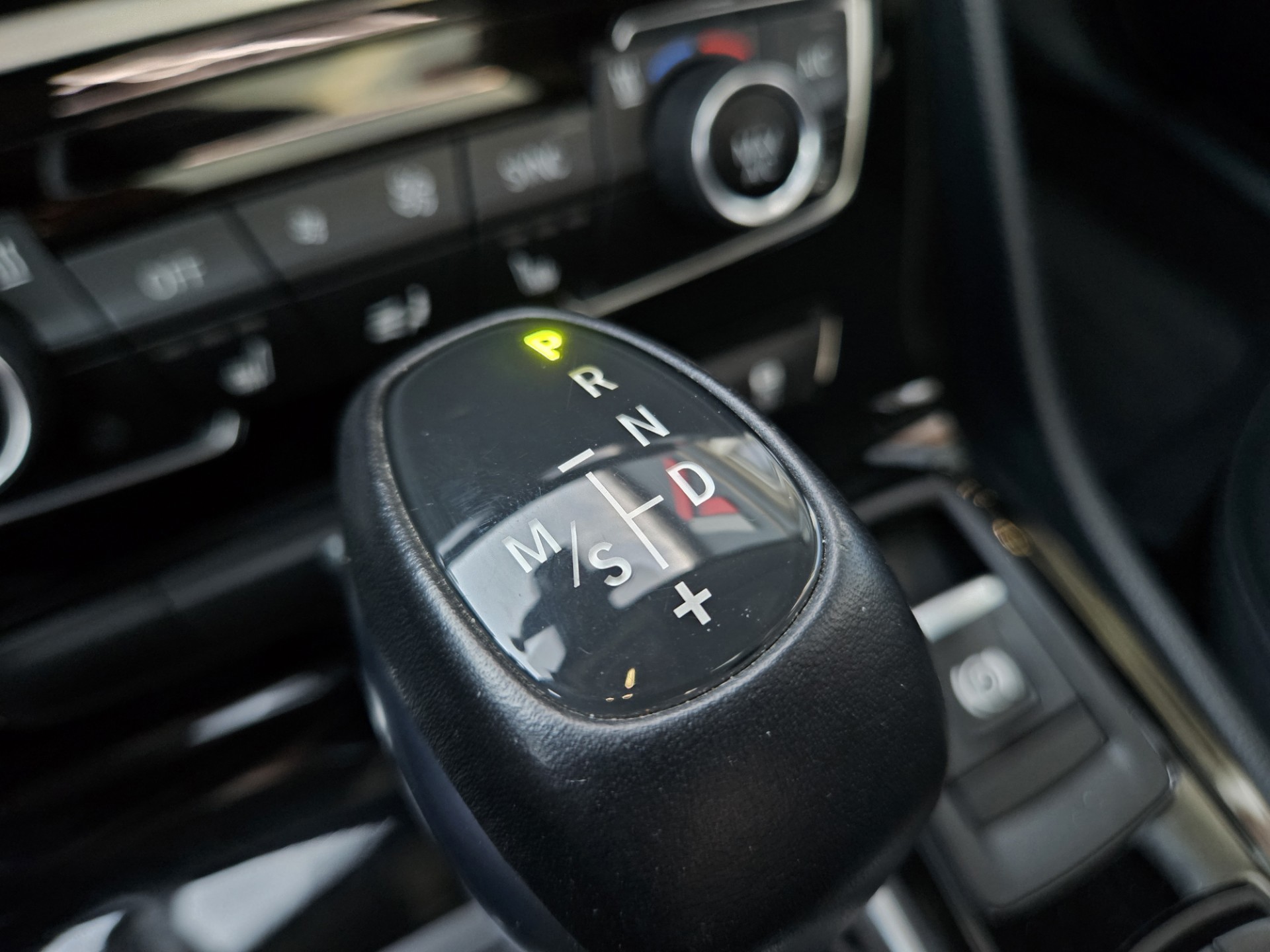 Foto van BMW 220i Active Tourer