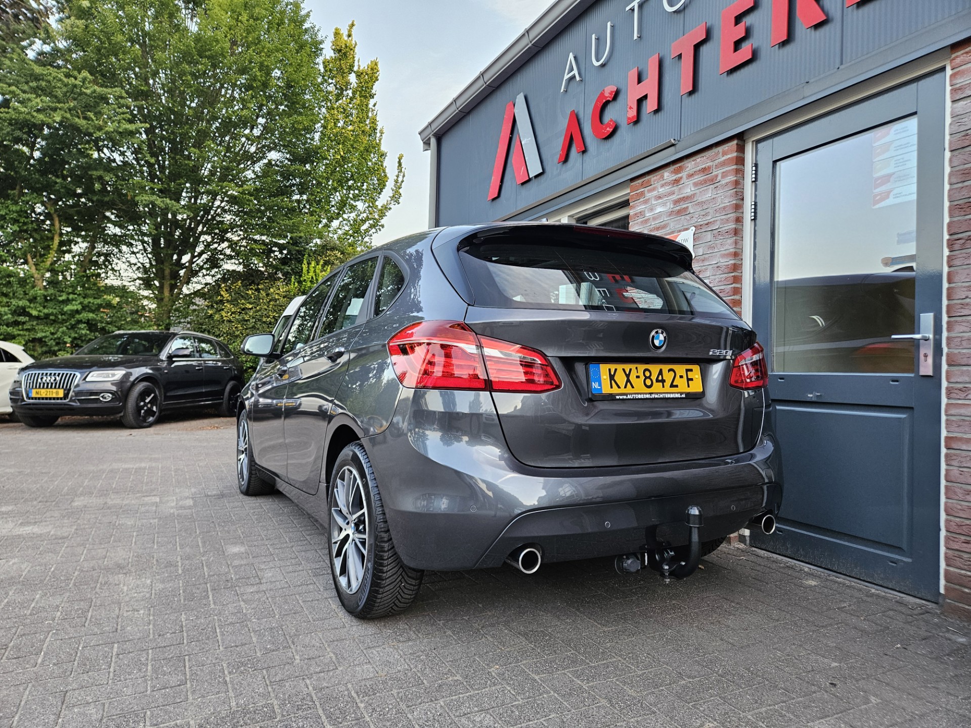 Foto van BMW 220i Active Tourer