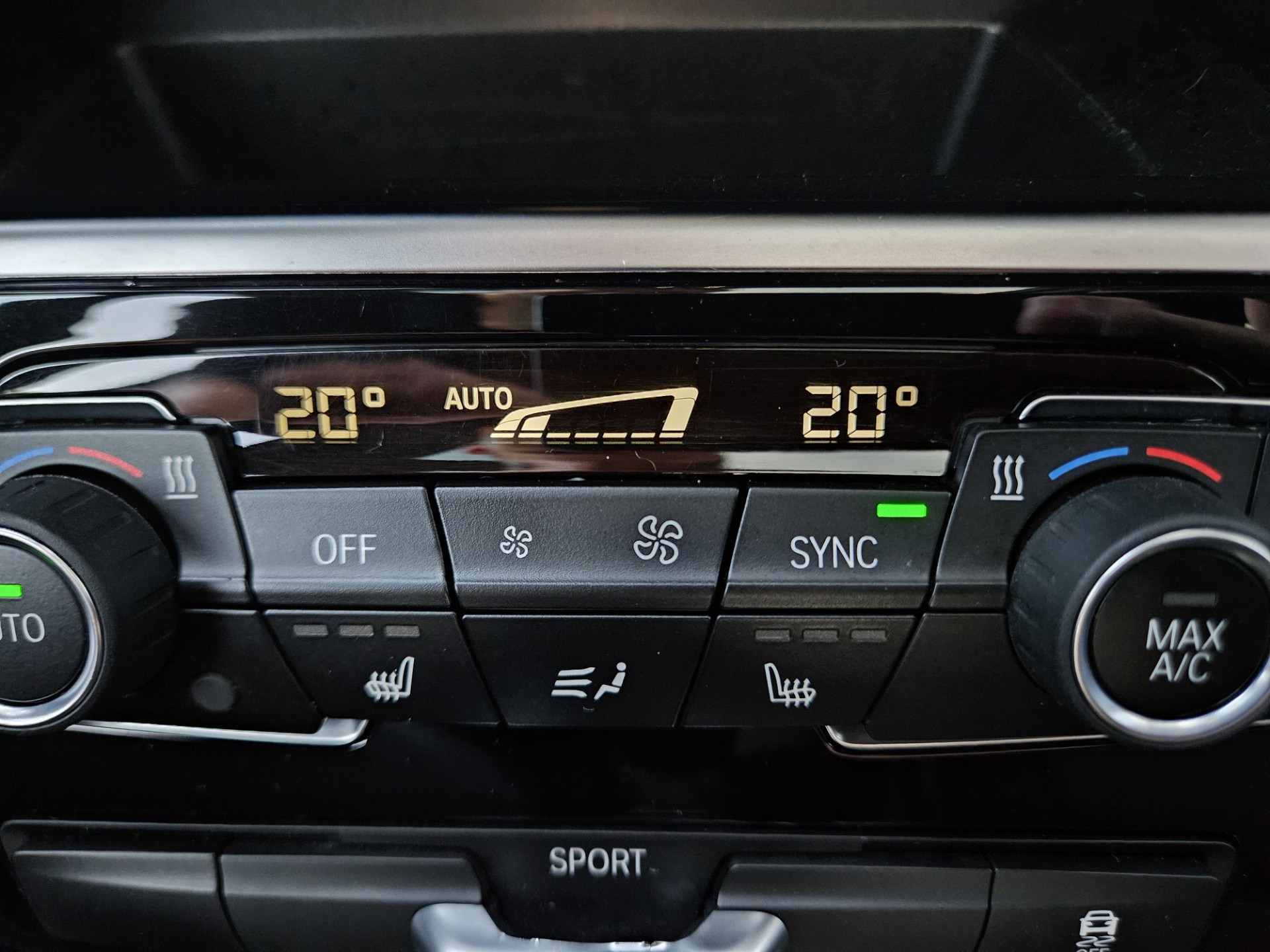 Foto van BMW 220i Active Tourer