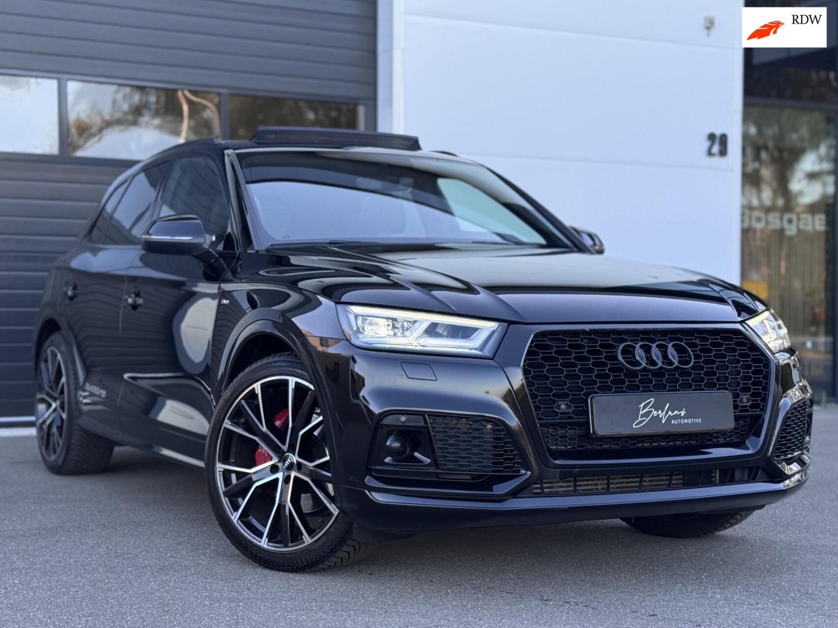 Audi Q5 2.0 TFSI Quattro S-Line Black Edition Panodak|Camera 2018 - voorkant