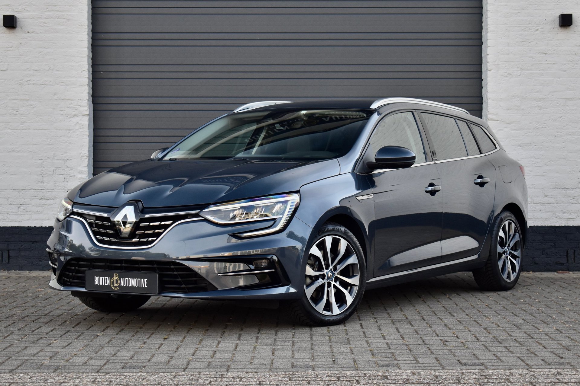 Renault Megane E-tech Plug-in Hybrid 1.6 E-Tech Plug-In Hybrid 160 Business Edition One | Leder | Trekhaak | 2021 - voorkant