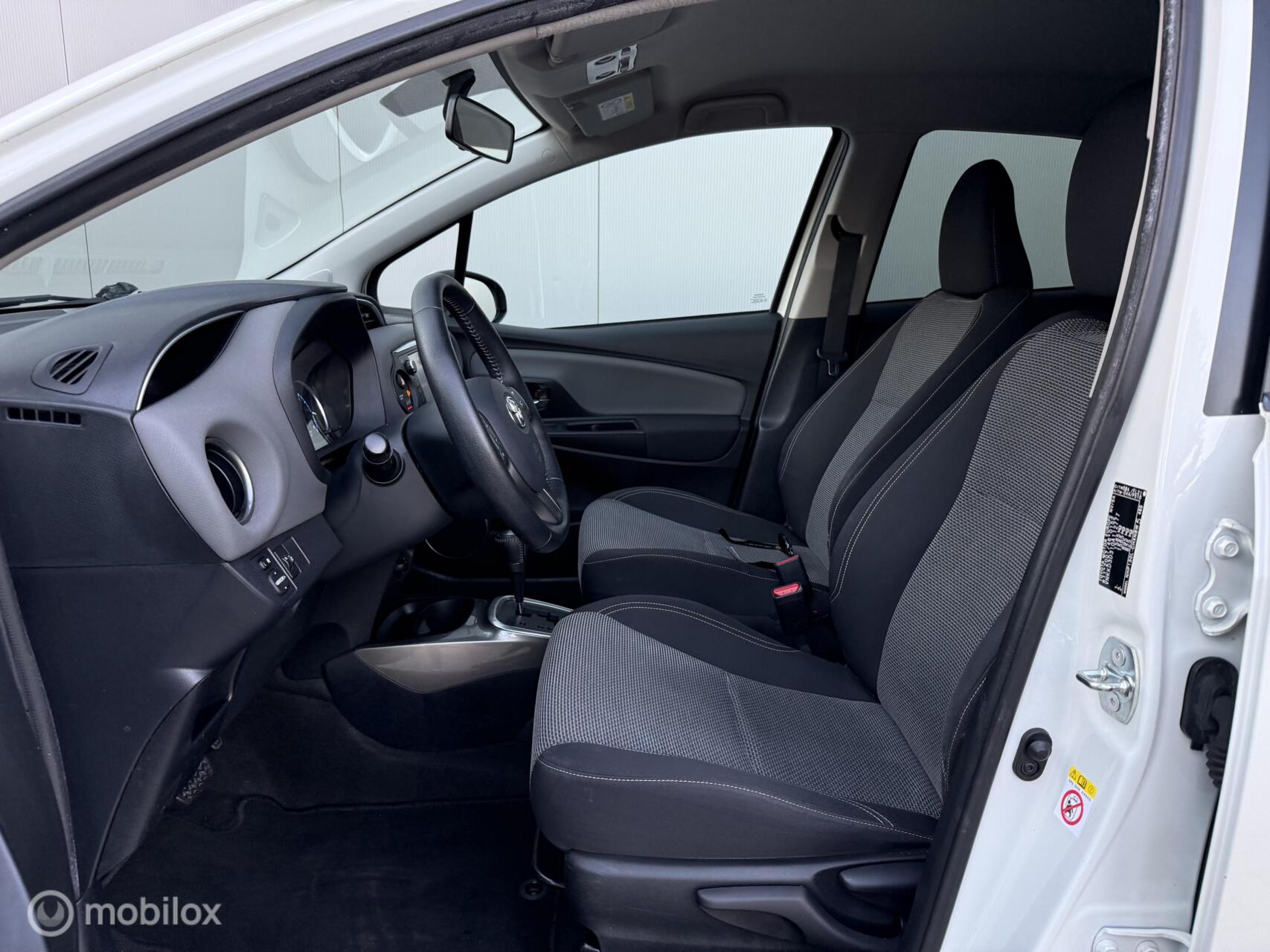 Foto van Toyota Toyota Yaris Hybrid