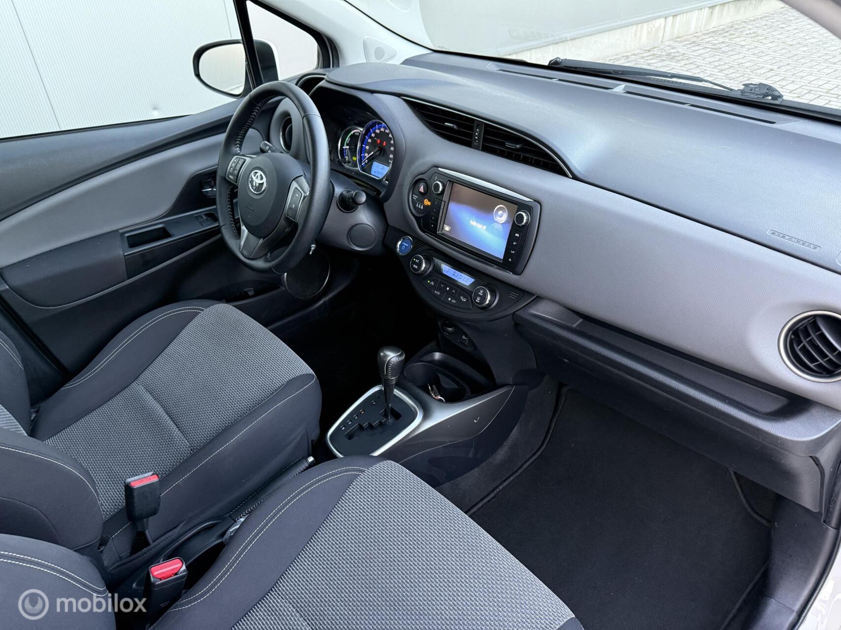 Foto van Toyota Toyota Yaris Hybrid