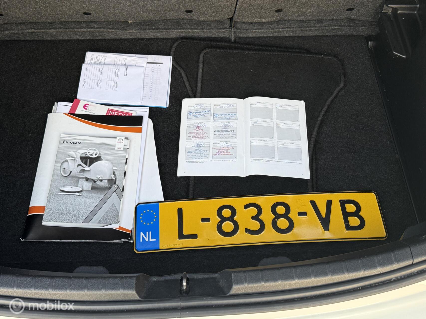 Foto van Toyota Toyota Yaris Hybrid
