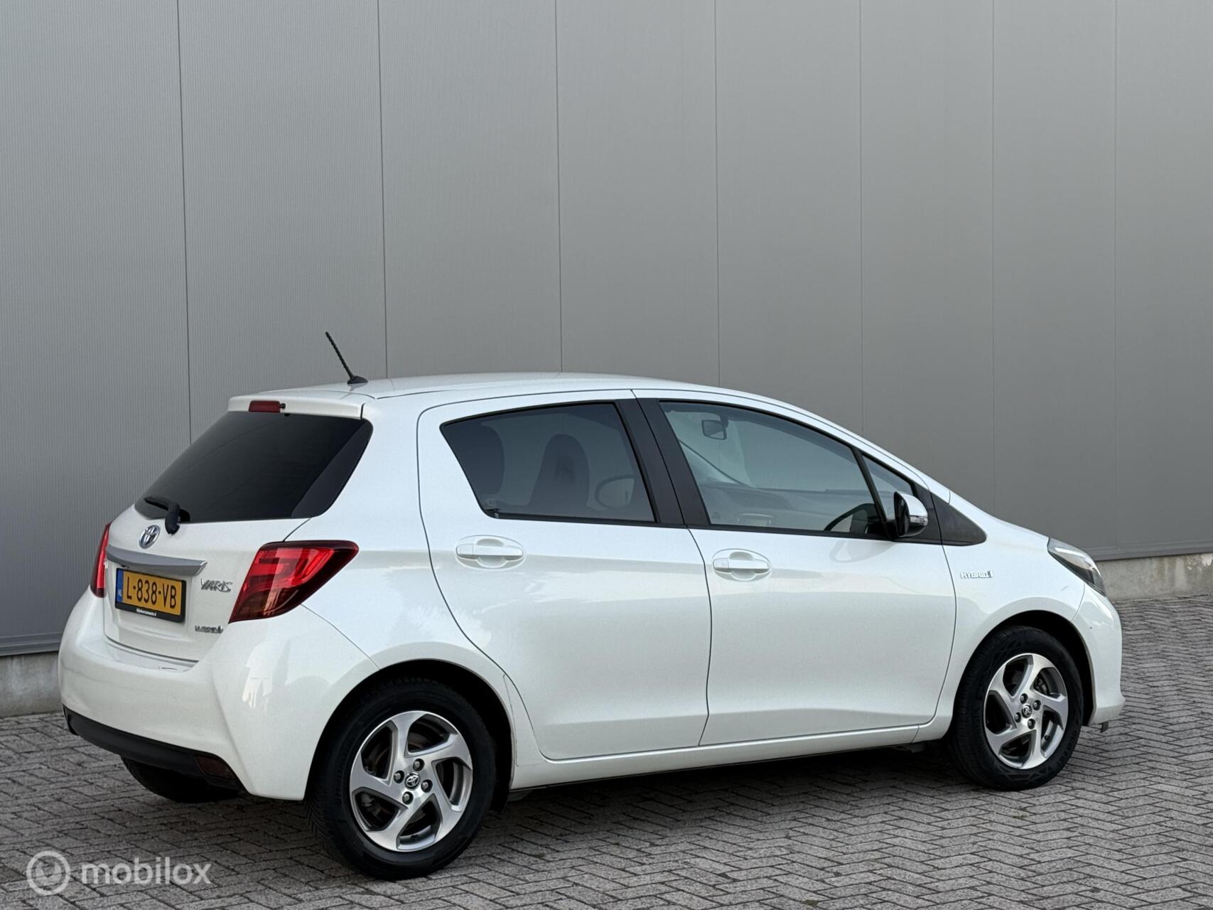Foto van Toyota Toyota Yaris Hybrid