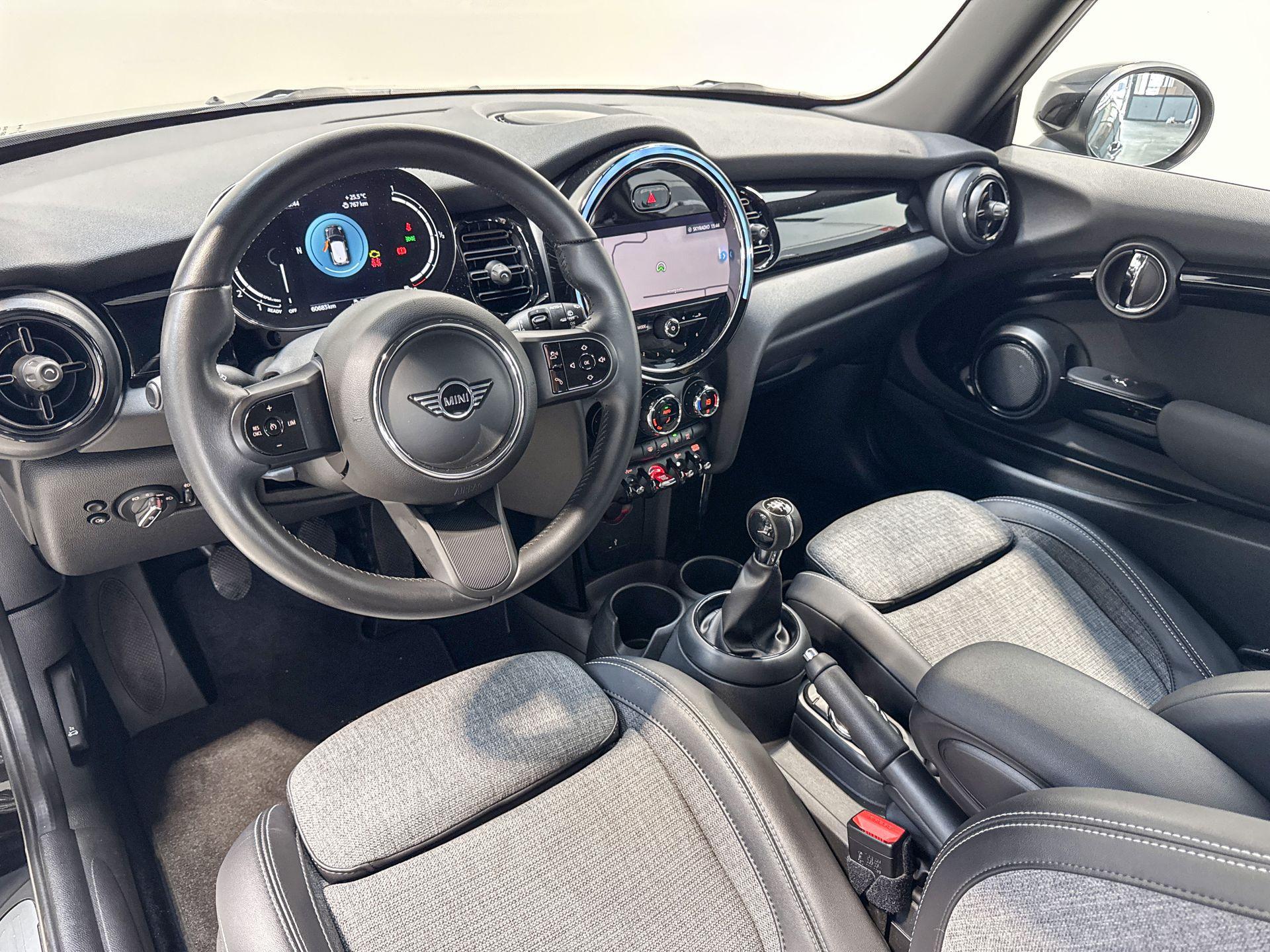 Foto van Mini One