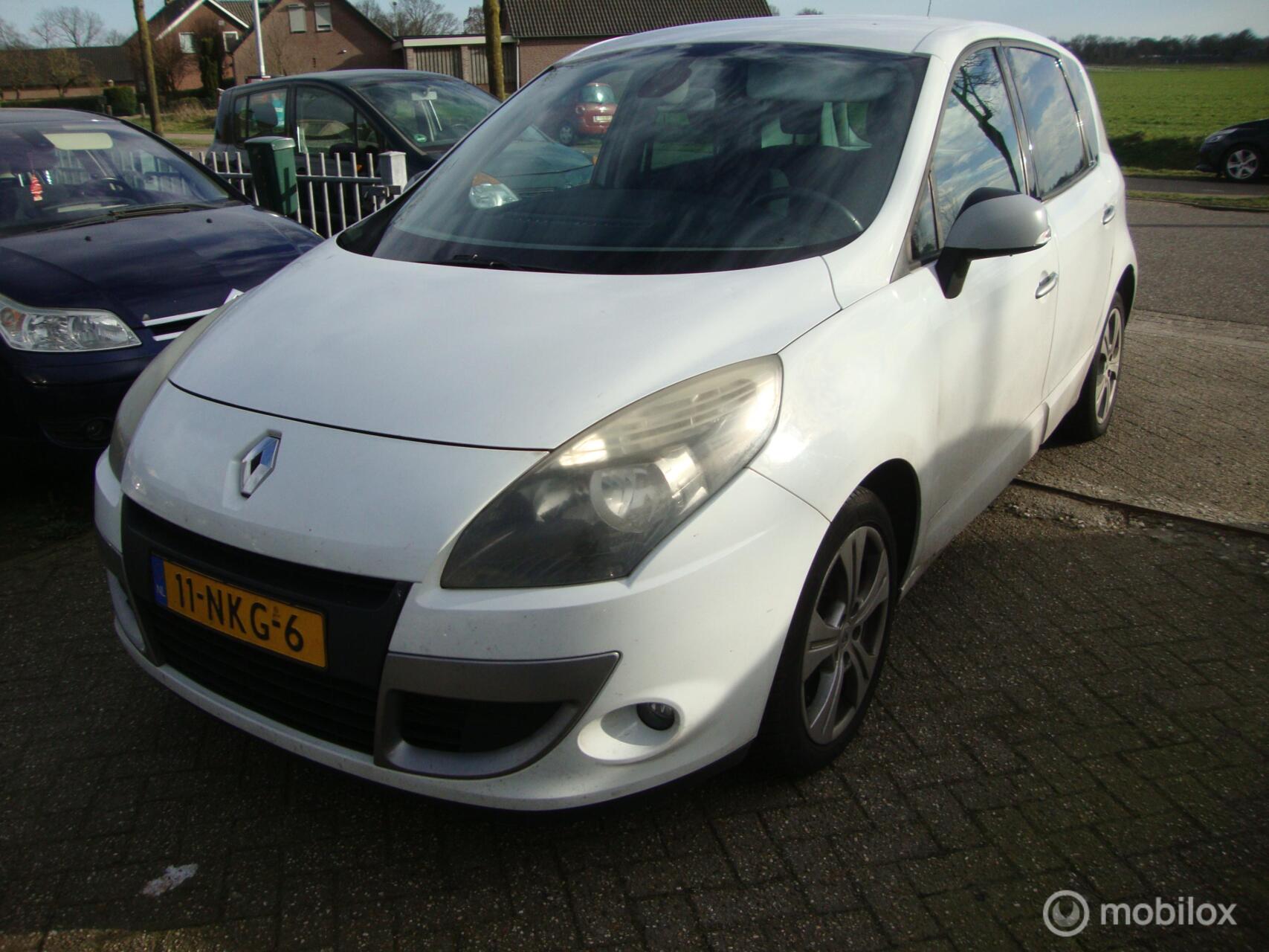 Renault Megane Scenic 1.4 TCe Bose 2010 - voorkant
