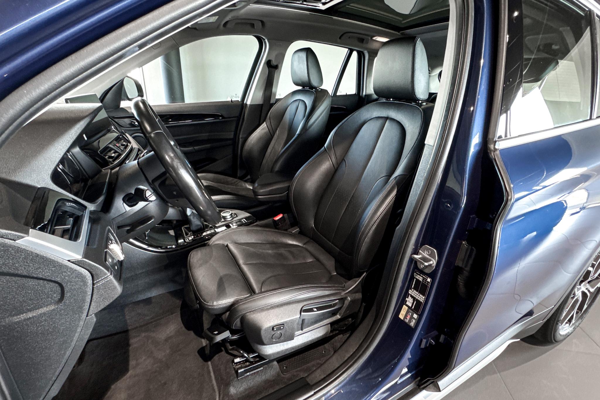 Foto van BMW X1 Xdrive25e