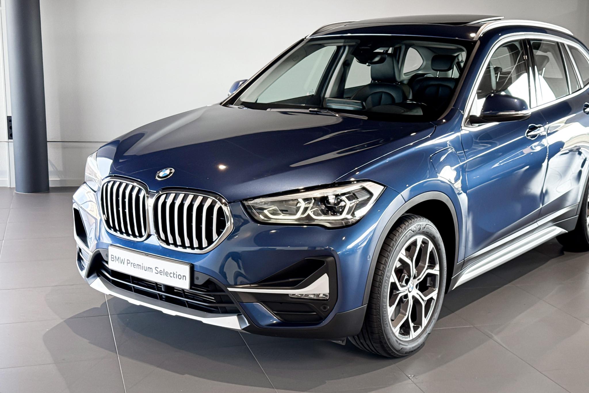 Foto van BMW X1 Xdrive25e
