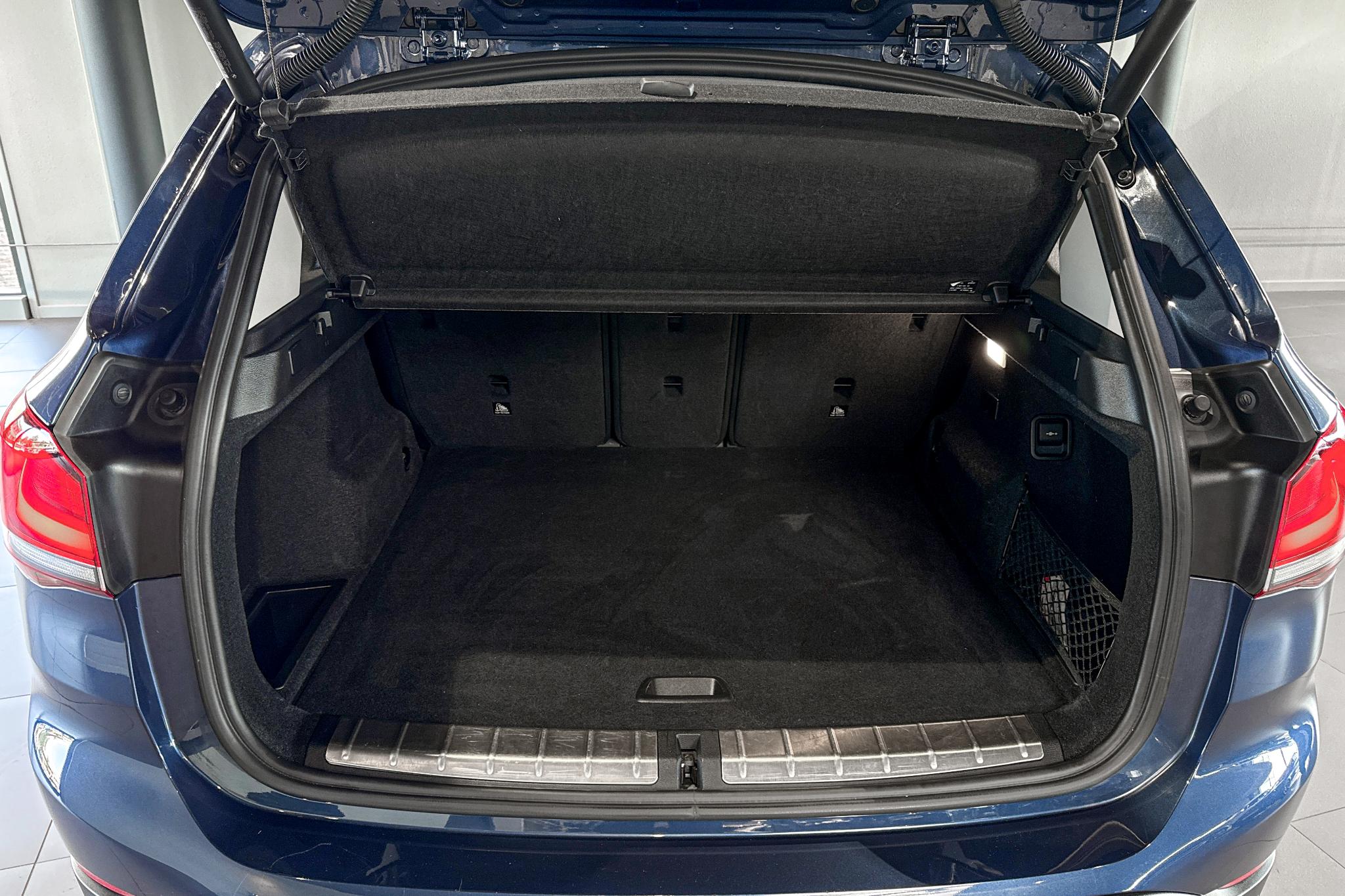 Foto van BMW X1 Xdrive25e