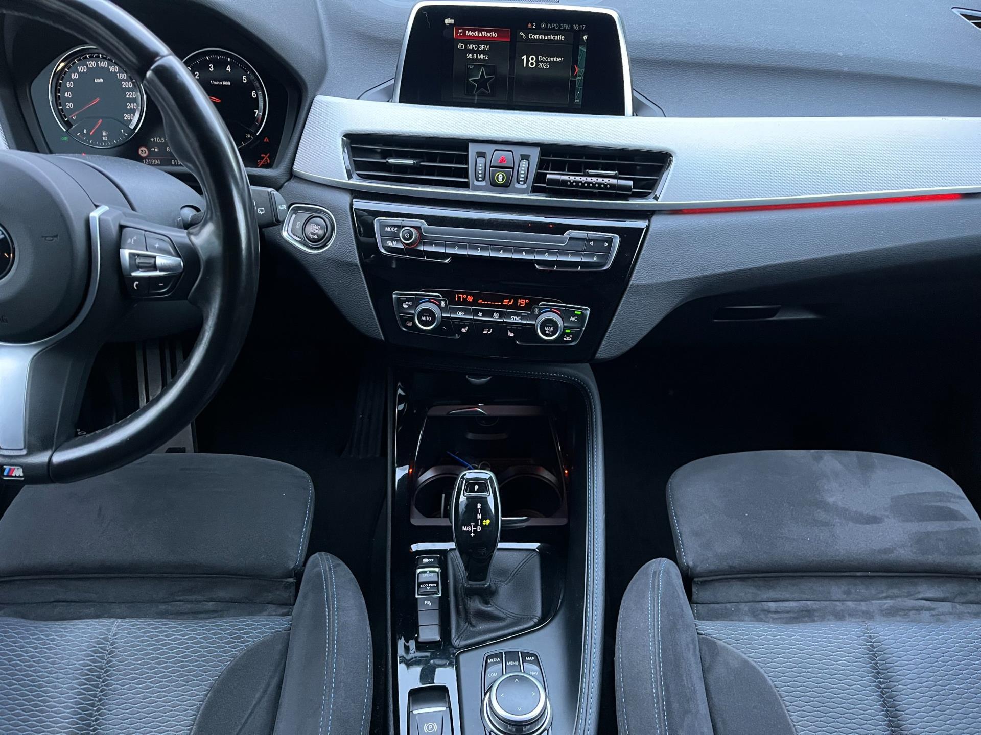 Foto van BMW X1 Sdrive18i