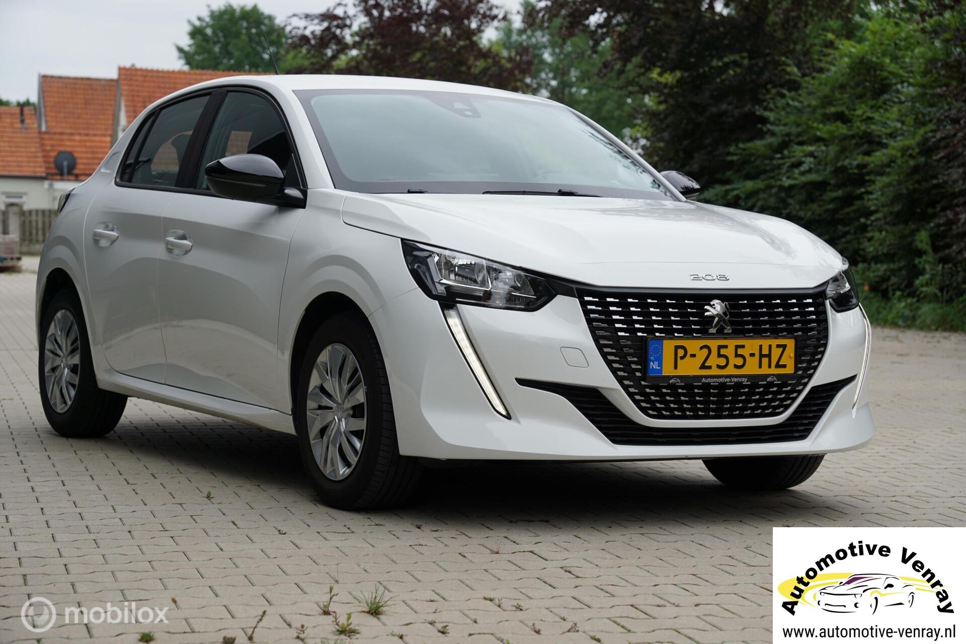 Peugeot 208 1.2 PureTech Active, 2022, 33.000 km NAP Logisch 2022 - voorkant