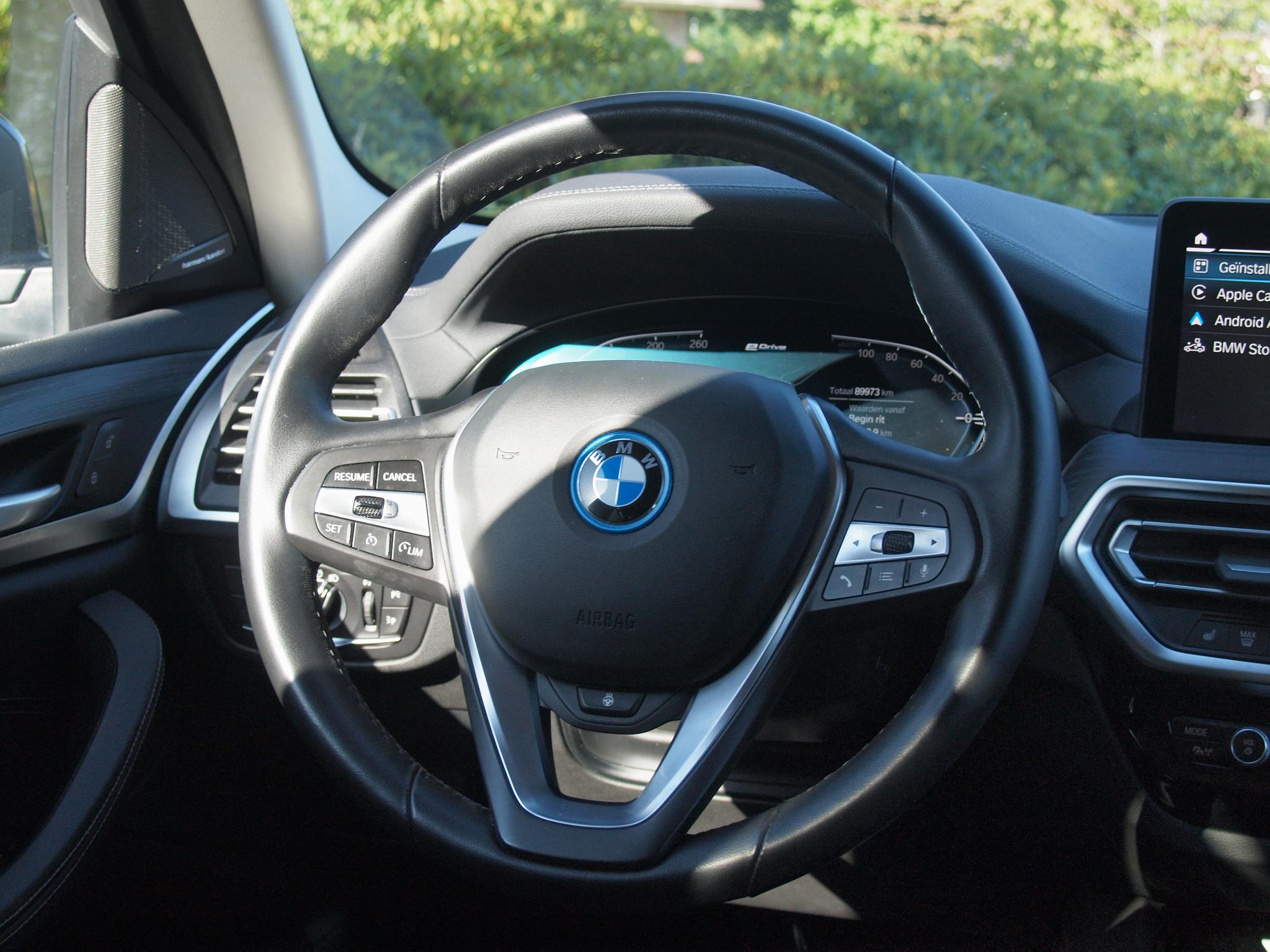 Foto van BMW X3 Xdrive30e