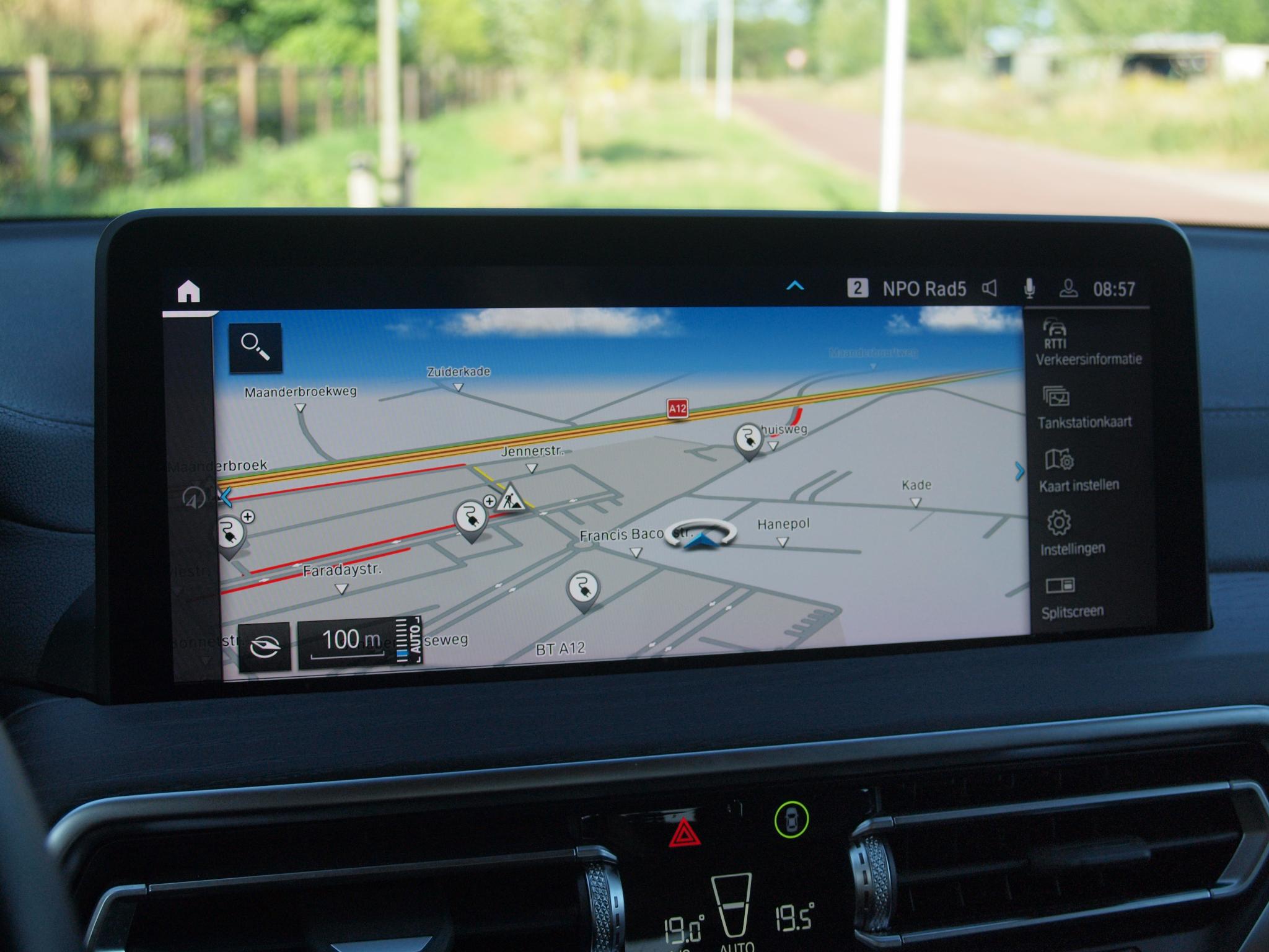 Foto van BMW X3 Xdrive30e
