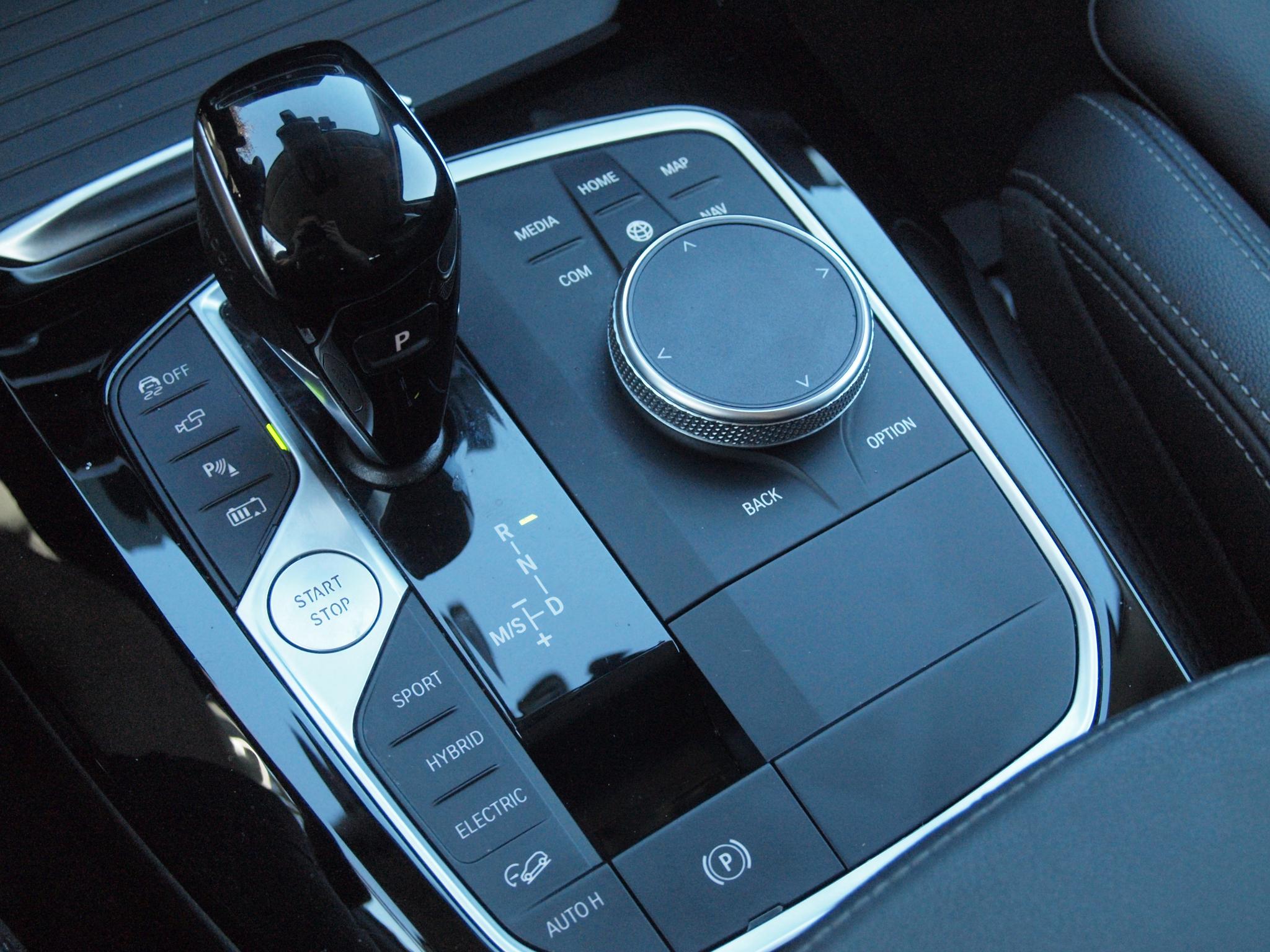 Foto van BMW X3 Xdrive30e