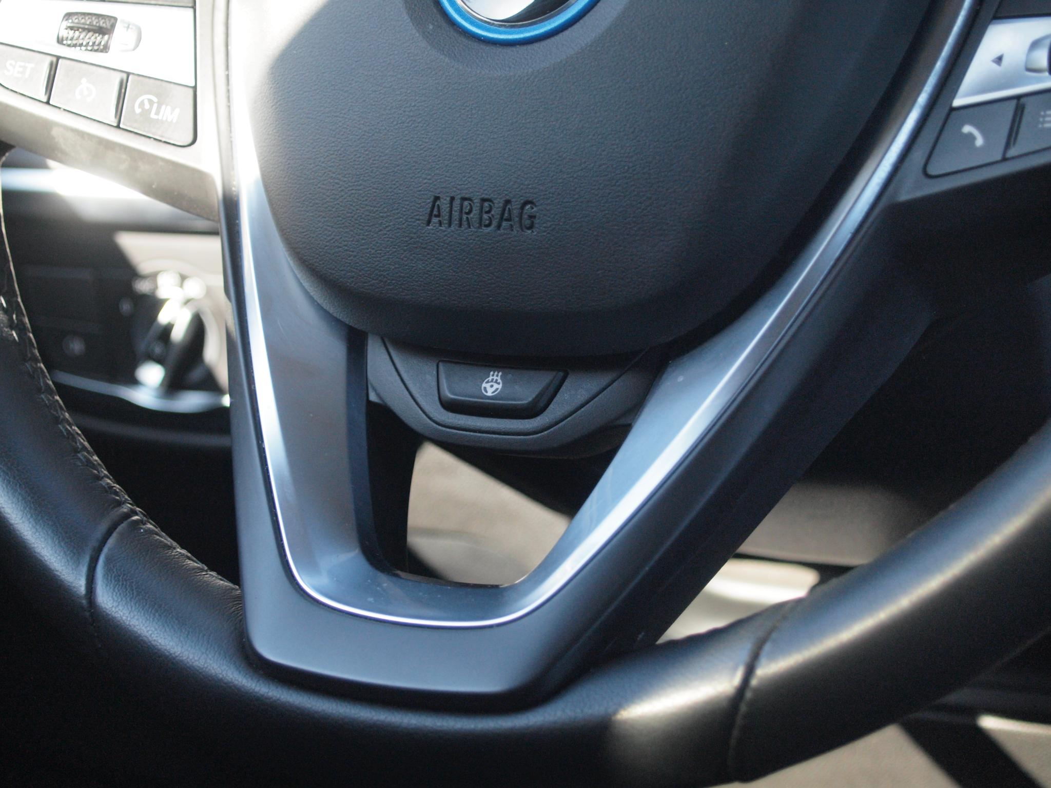 Foto van BMW X3 Xdrive30e