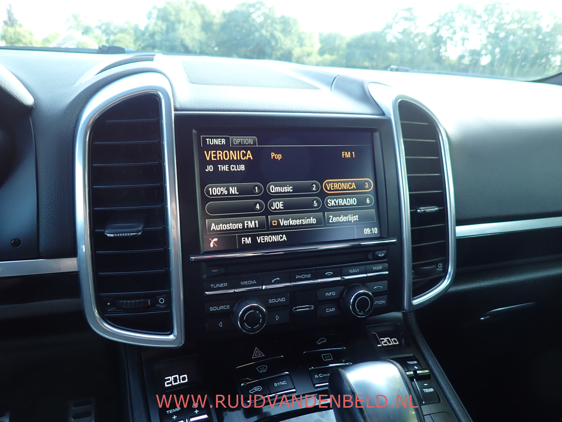 Foto van Porsche Cayenne S