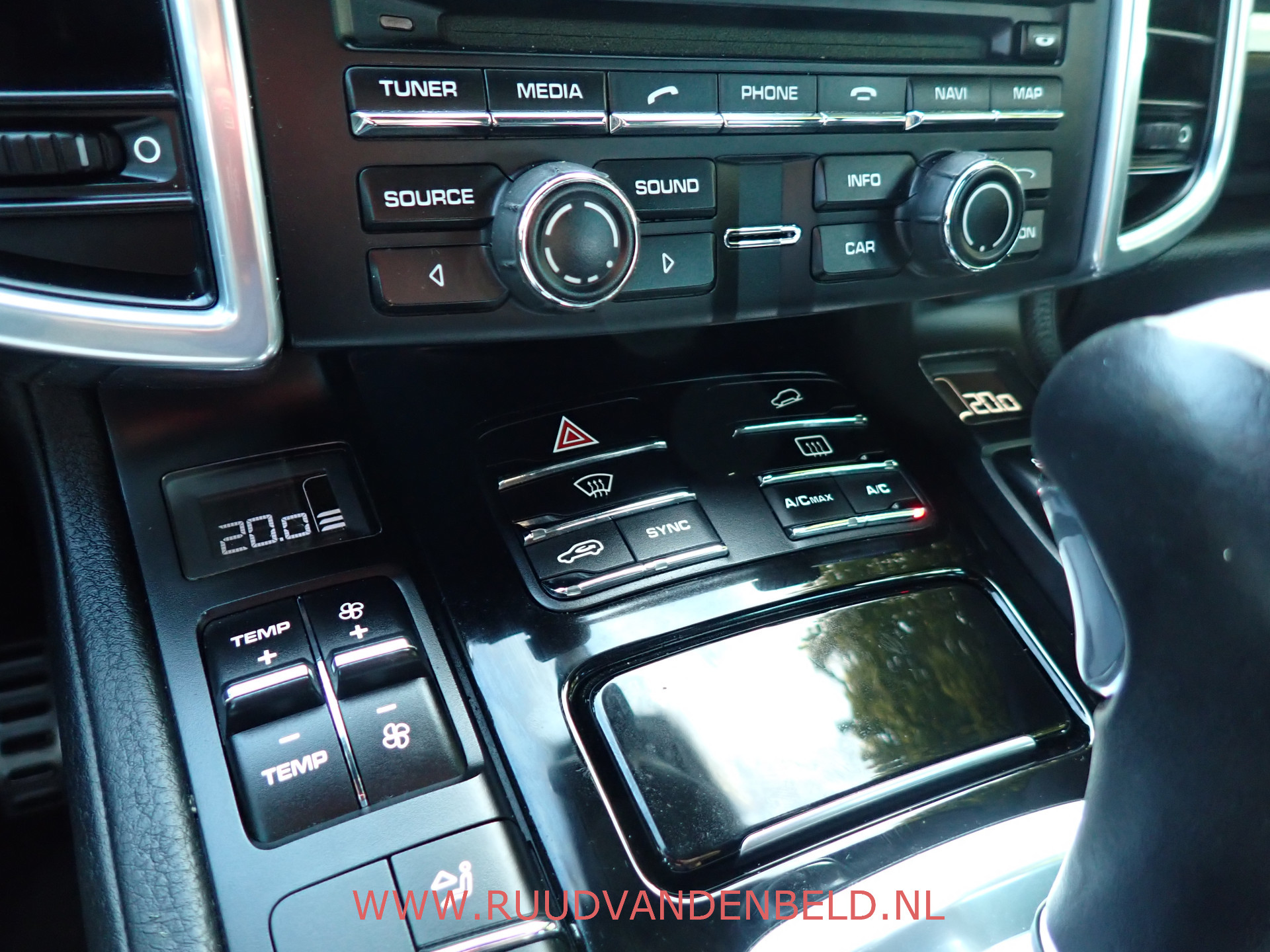Foto van Porsche Cayenne S