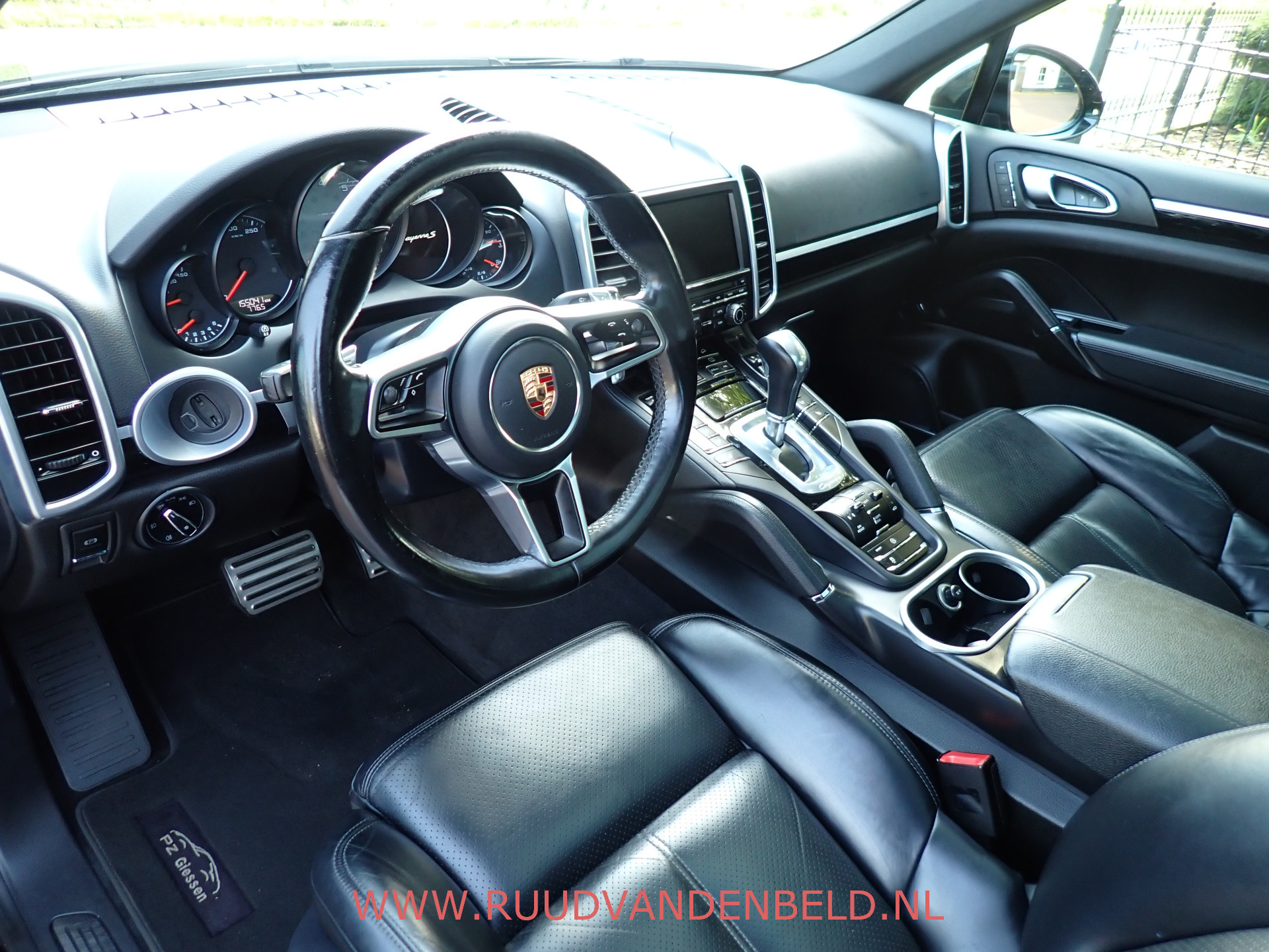 Foto van Porsche Cayenne S