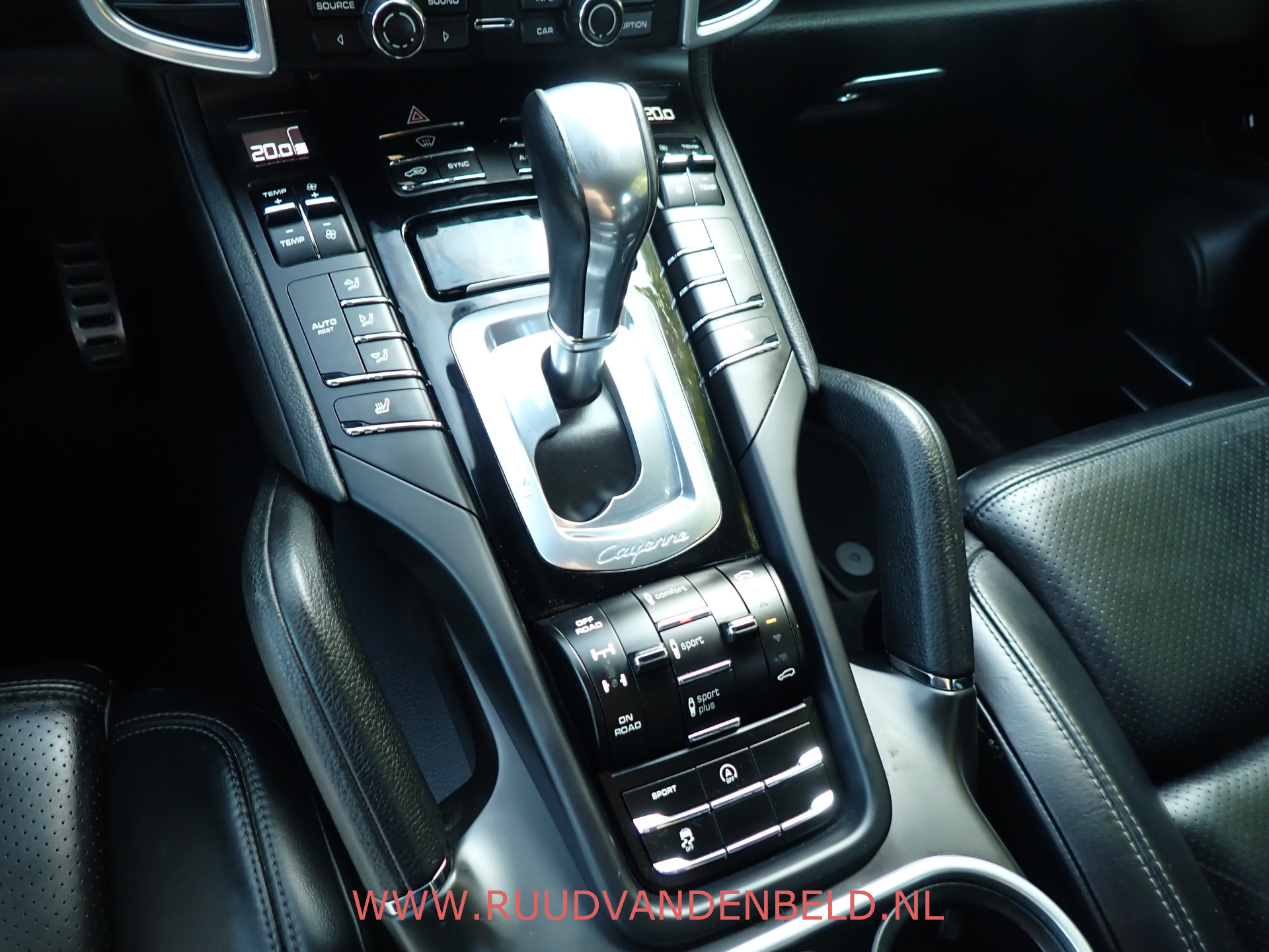 Foto van Porsche Cayenne S