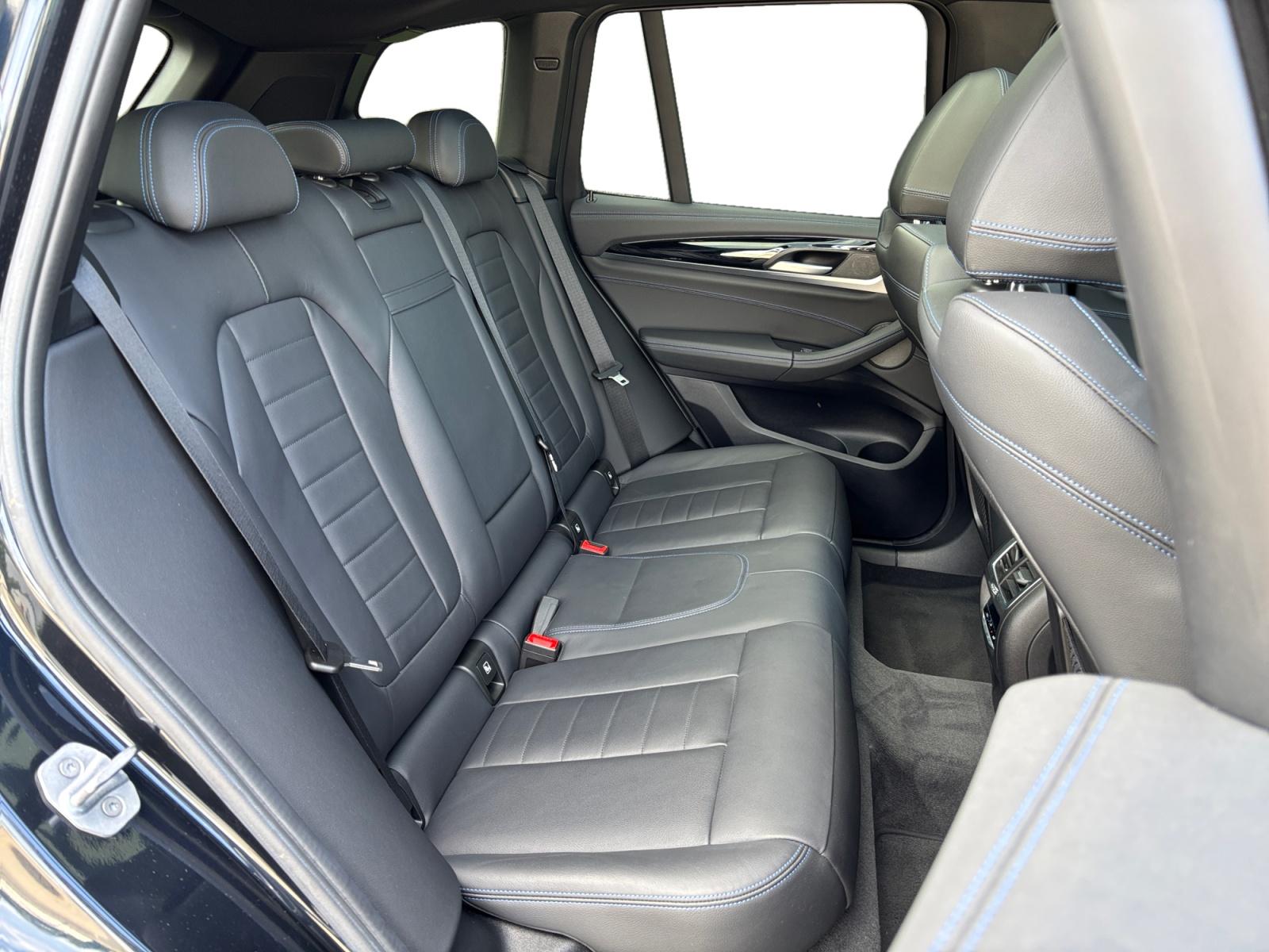 Foto van BMW Ix3